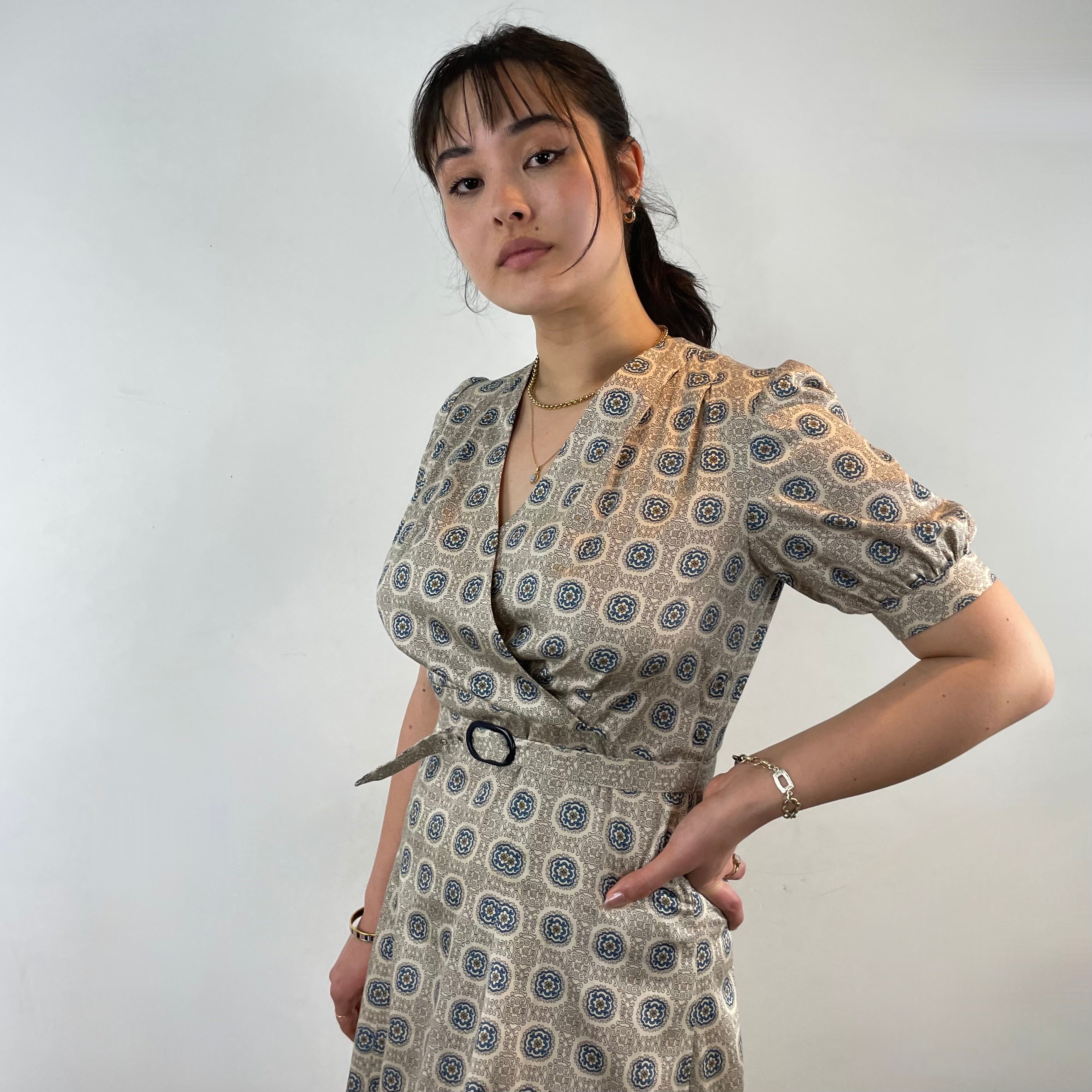 Boheme Vintage – Vintage 1950s Handmade Cotton Fit-and-Flare Dress with Wrap Bodice and Matching Belt