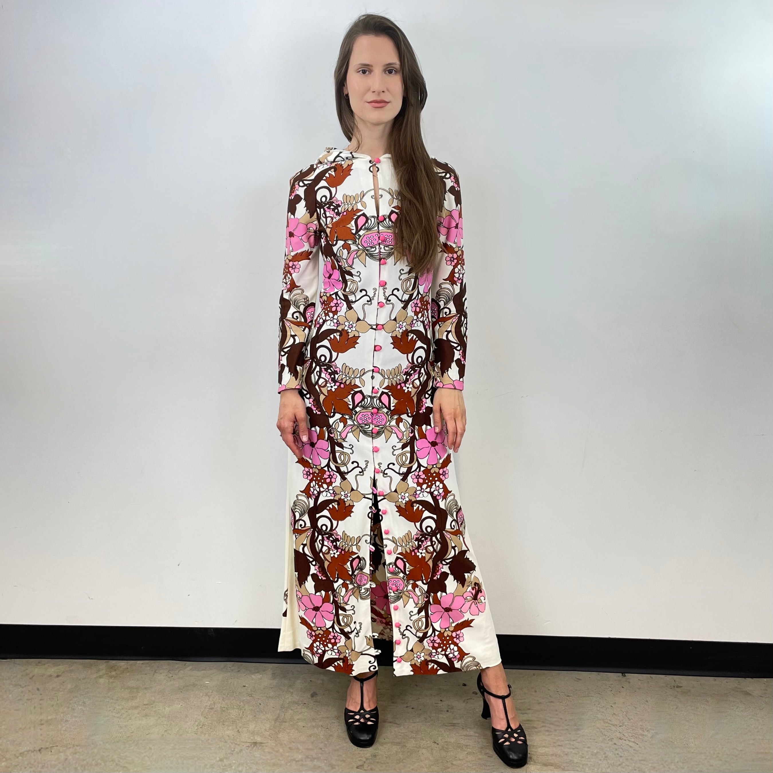 Boheme Vintage – Vintage 1970s Handmade Hooded Long Sleeve Maxi Dress with Full Button Front Closure