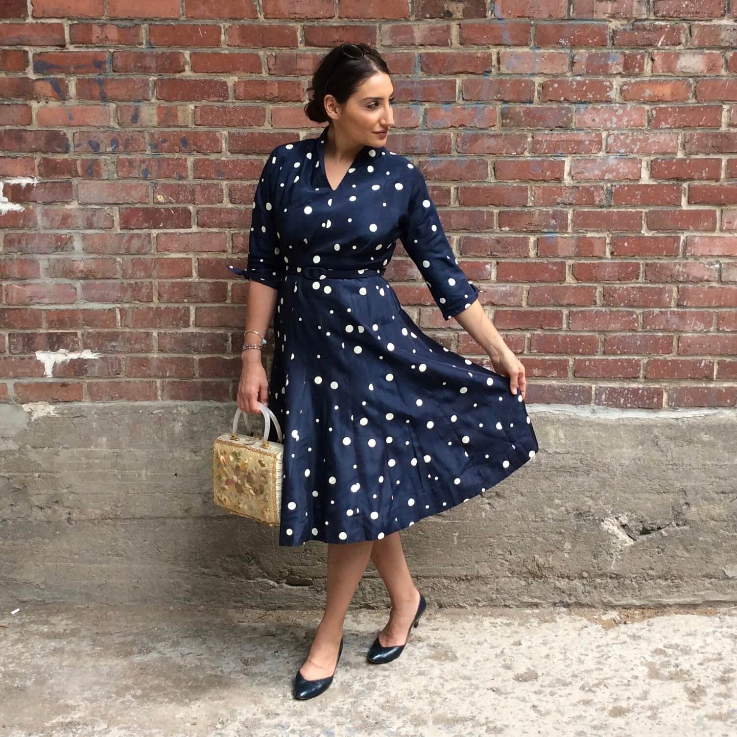 Robe en taffetas à pois des années 1950 Medium