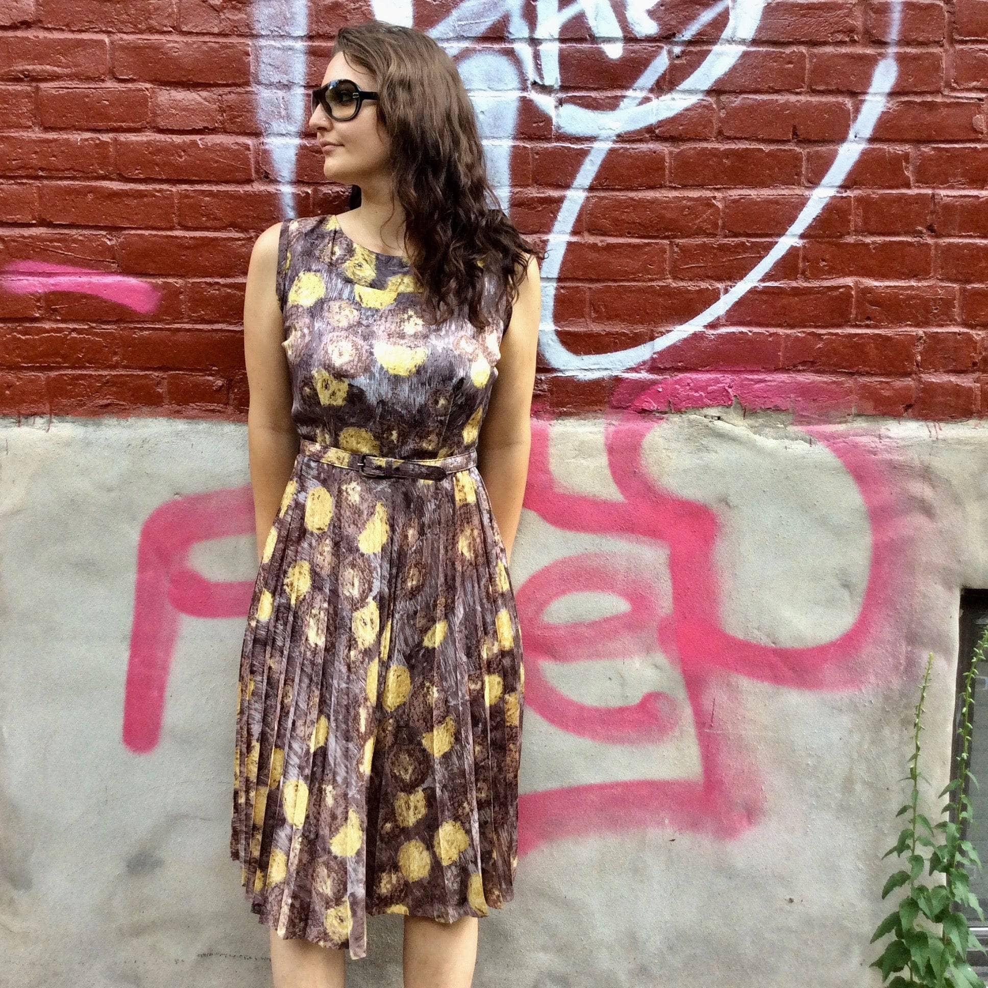 1950s Sunburst Pleated Sleeveless Dress Size Medium sold by bohemevintage.com Montreal