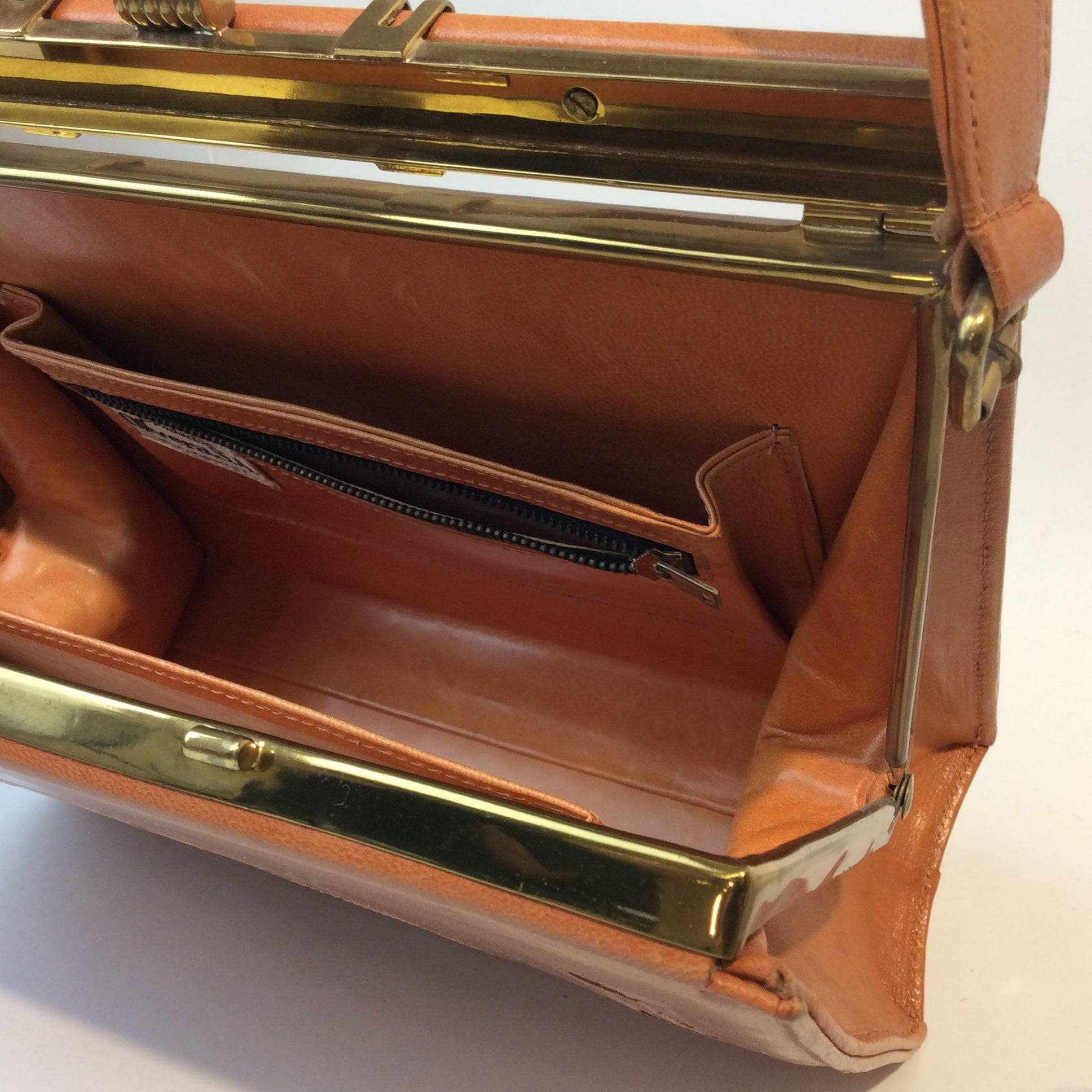 Inside view of 1950s Vintage Floral and Aztec Calendar Tooled Tan Leather Purse