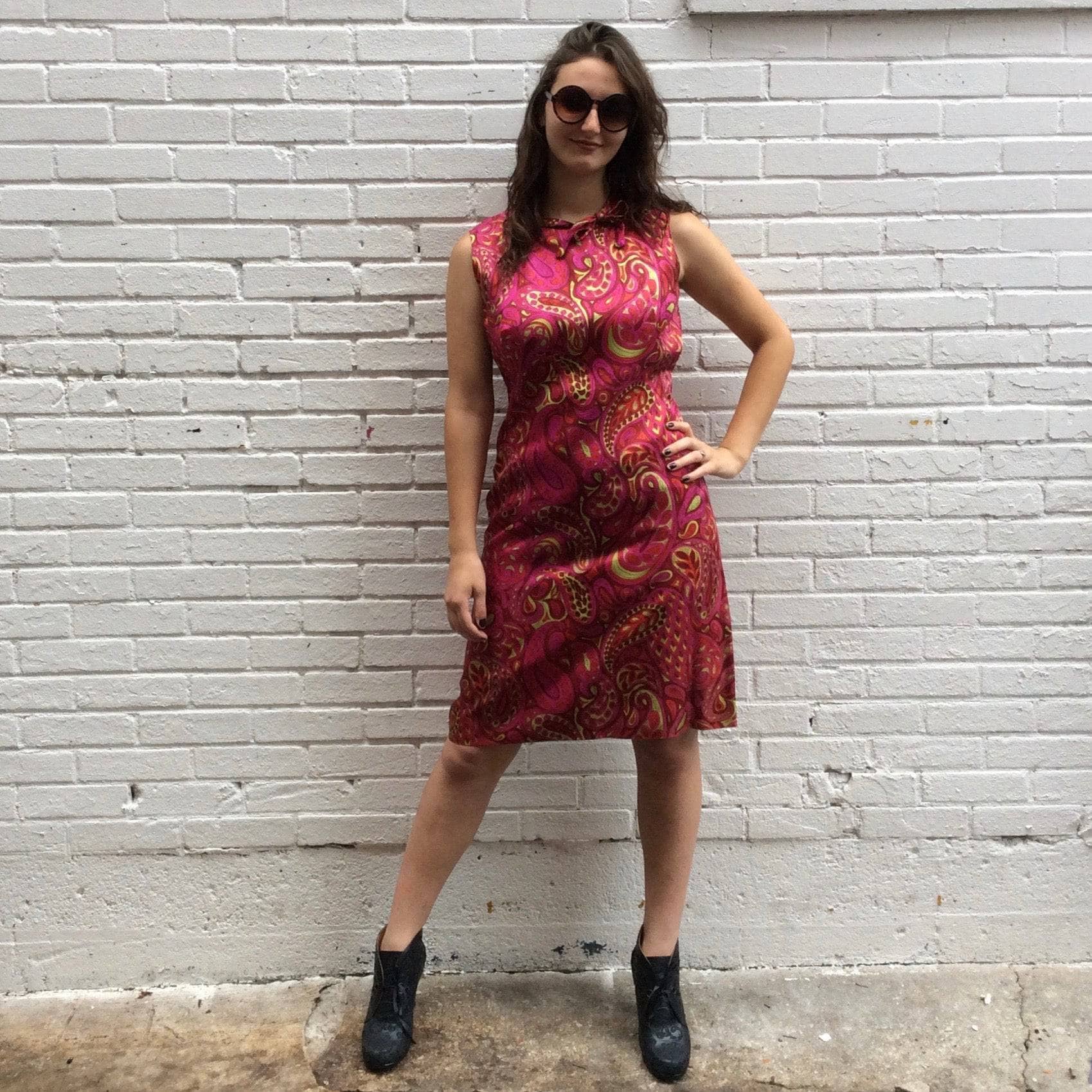 Vintage, Handmade 1960s Paisley Bold Print Shift Dress Size Small/Medium. Sold by bohemevintage.com Montreal