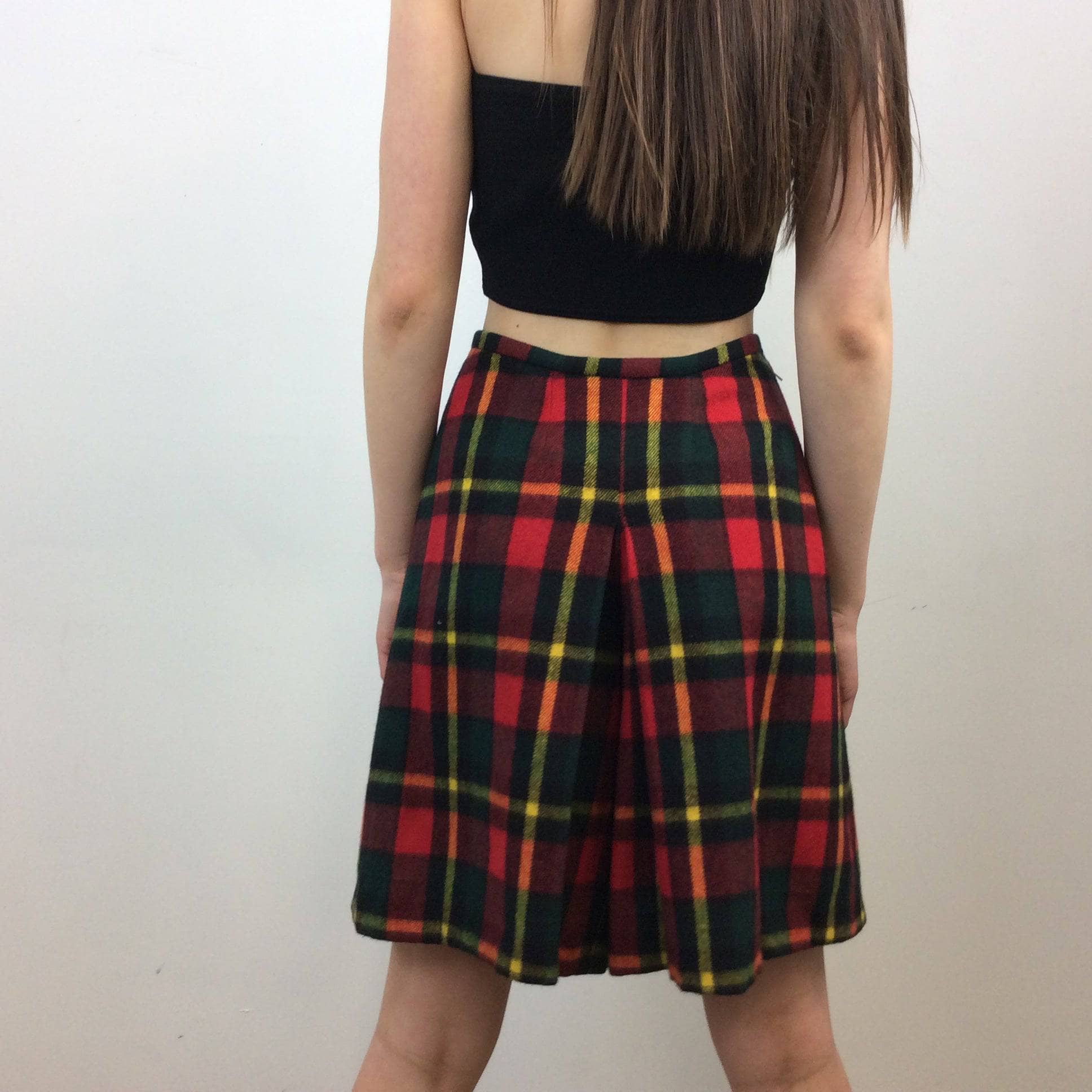 Handmade High-Waisted Knee-Length Wool Plaid Skort, Size Small