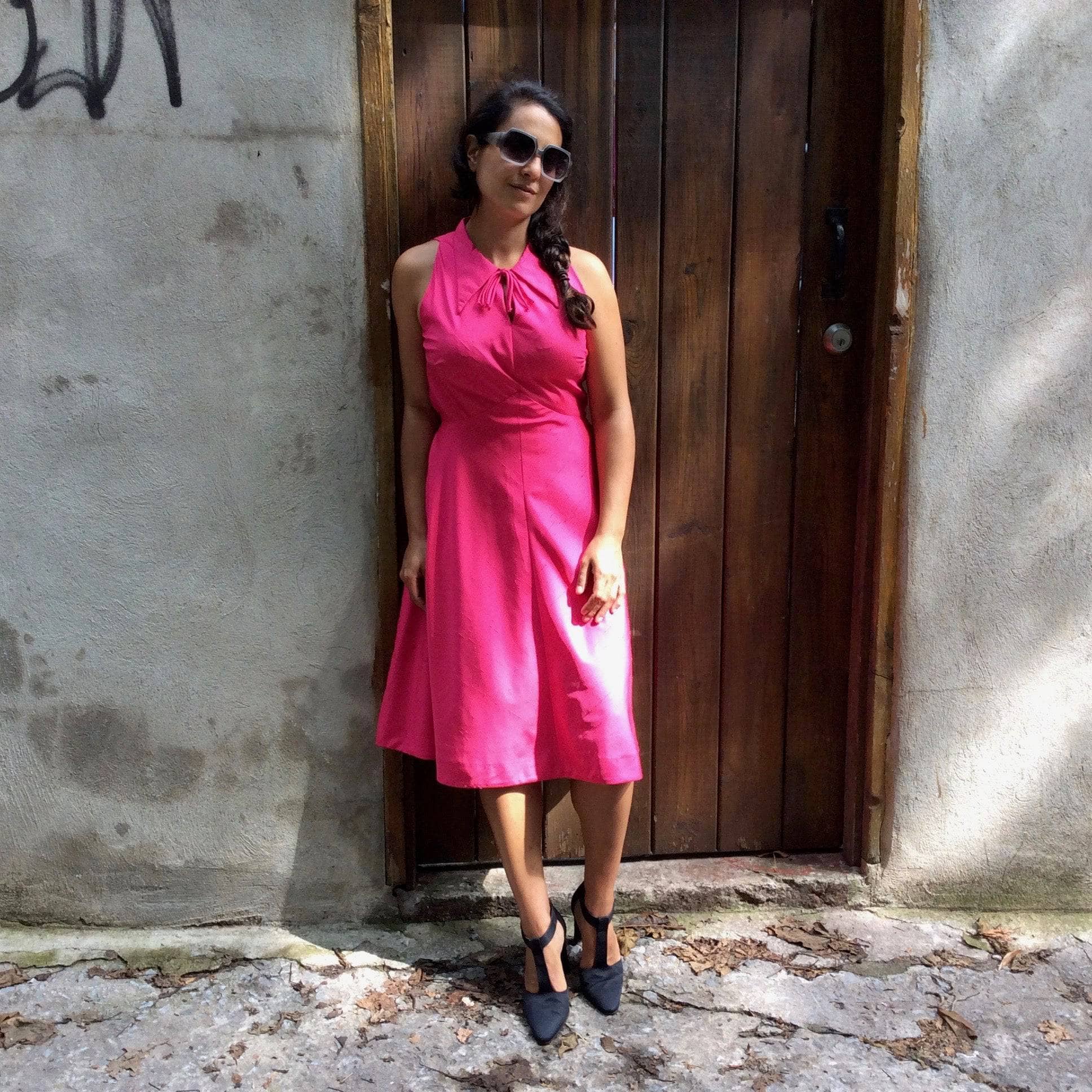 1970s Pink Silk Midi Cocktail Dress Size Small, sold by bohemevintage.com Montréal