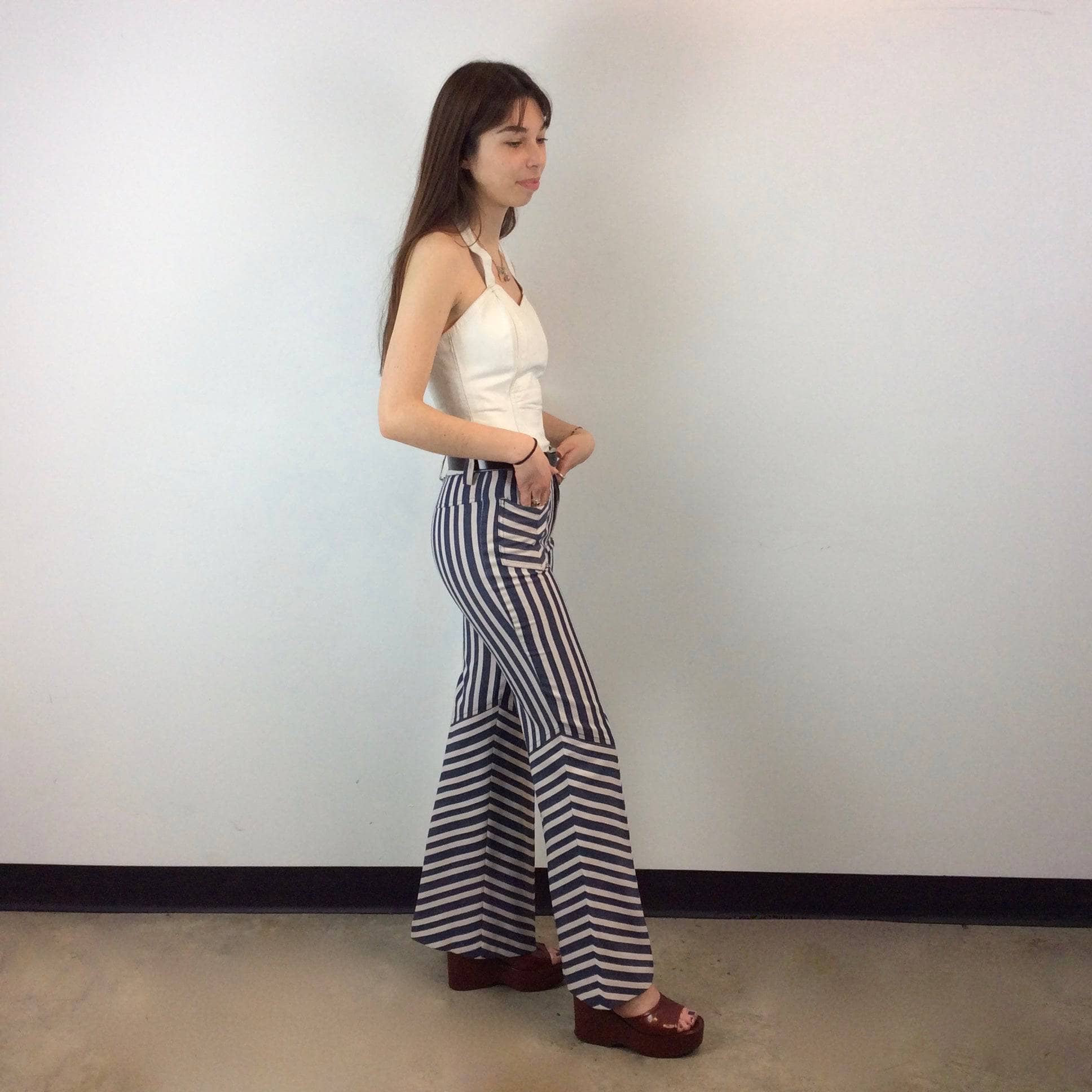 Side view 1970s Striped Bell Bottom Jeans Size X-Small / Small sold by bohemevintage.com Montreal