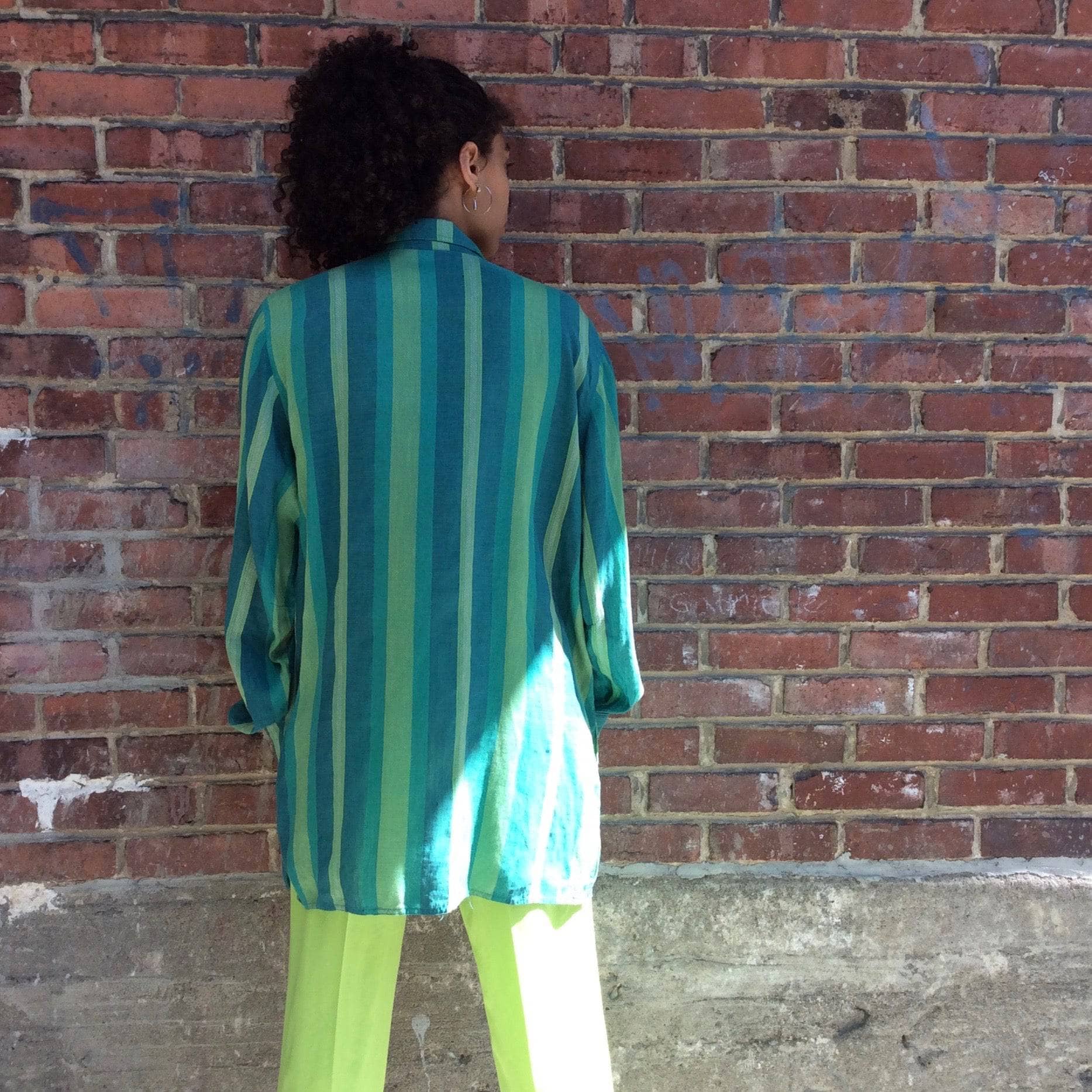 Back view of 1980s "Giancarlo Ricci" Designer Unstructured Oversize Striped Green Blazer , sold by bohemevintage.com Montréal