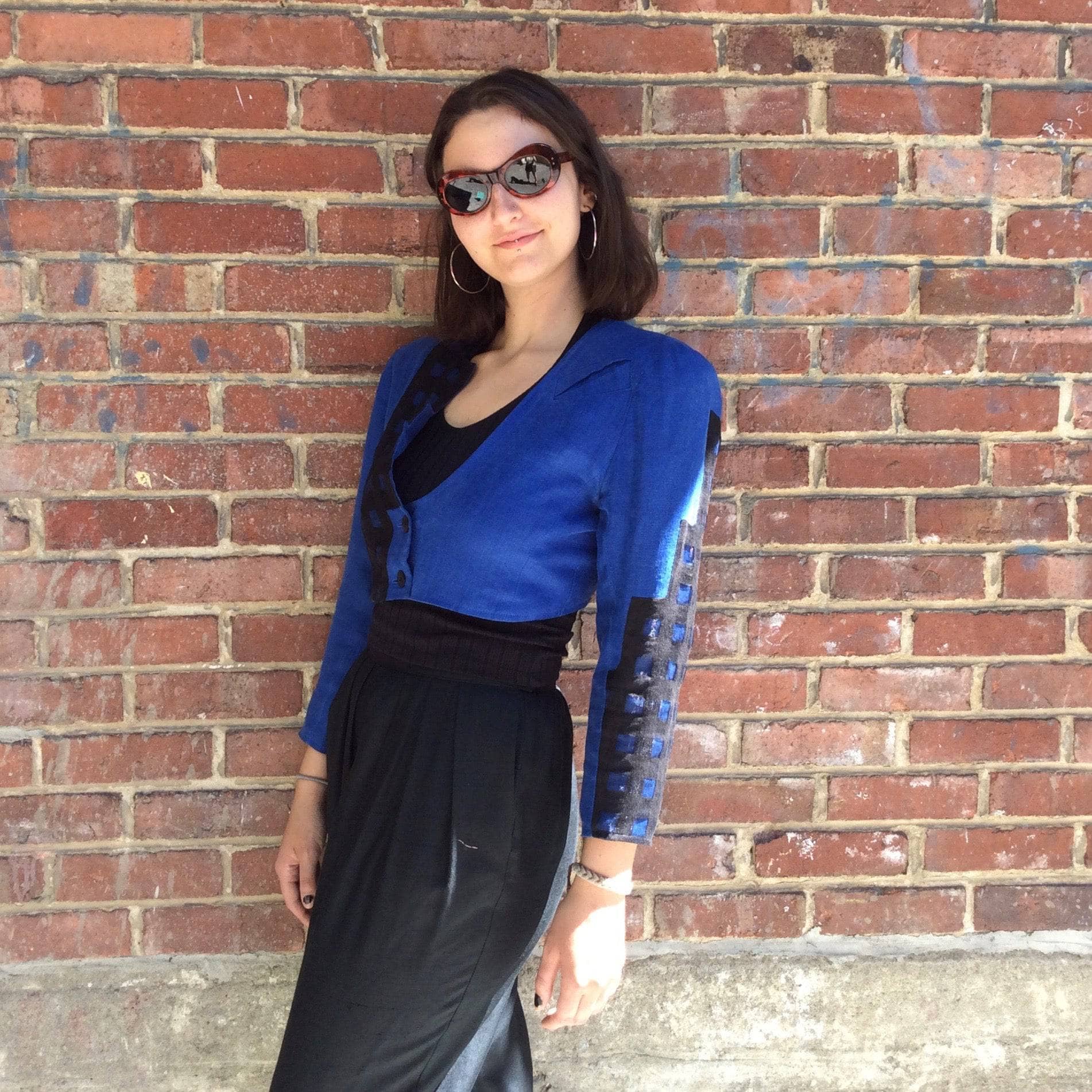 Side view of 1980s Jean Airoldi Designer Bolero Linen Blazer Size Small sold by bohemevintage.com