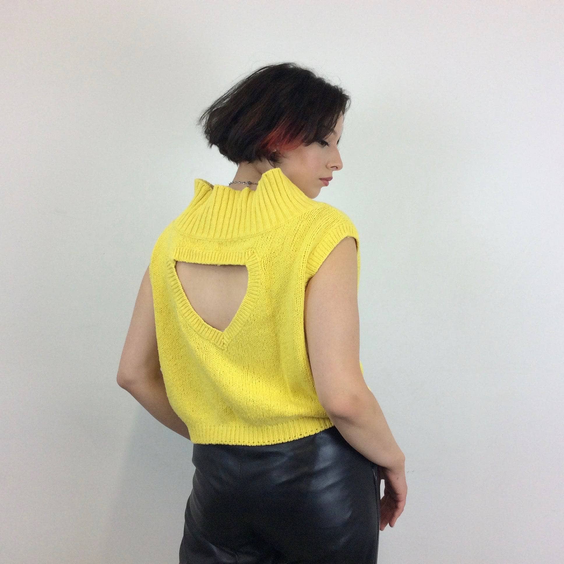 1980s Sleeveless Cropped Knitted Yellow Top with cut-out back , high collar, made in Italy, United Colors of Benetton