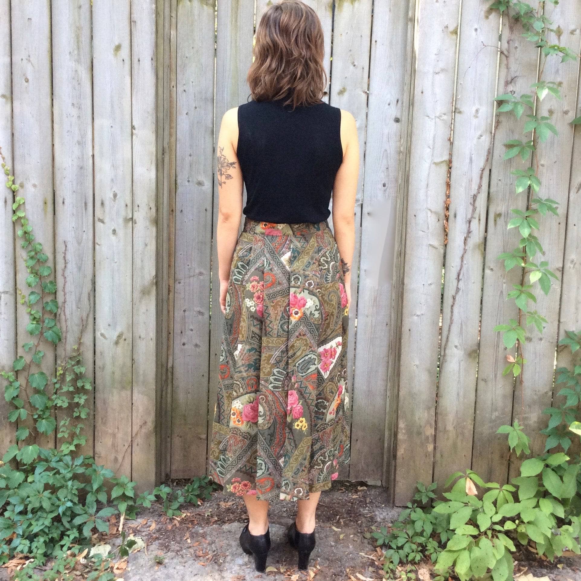 Light weight wool patchwork print pleated midi length skirt