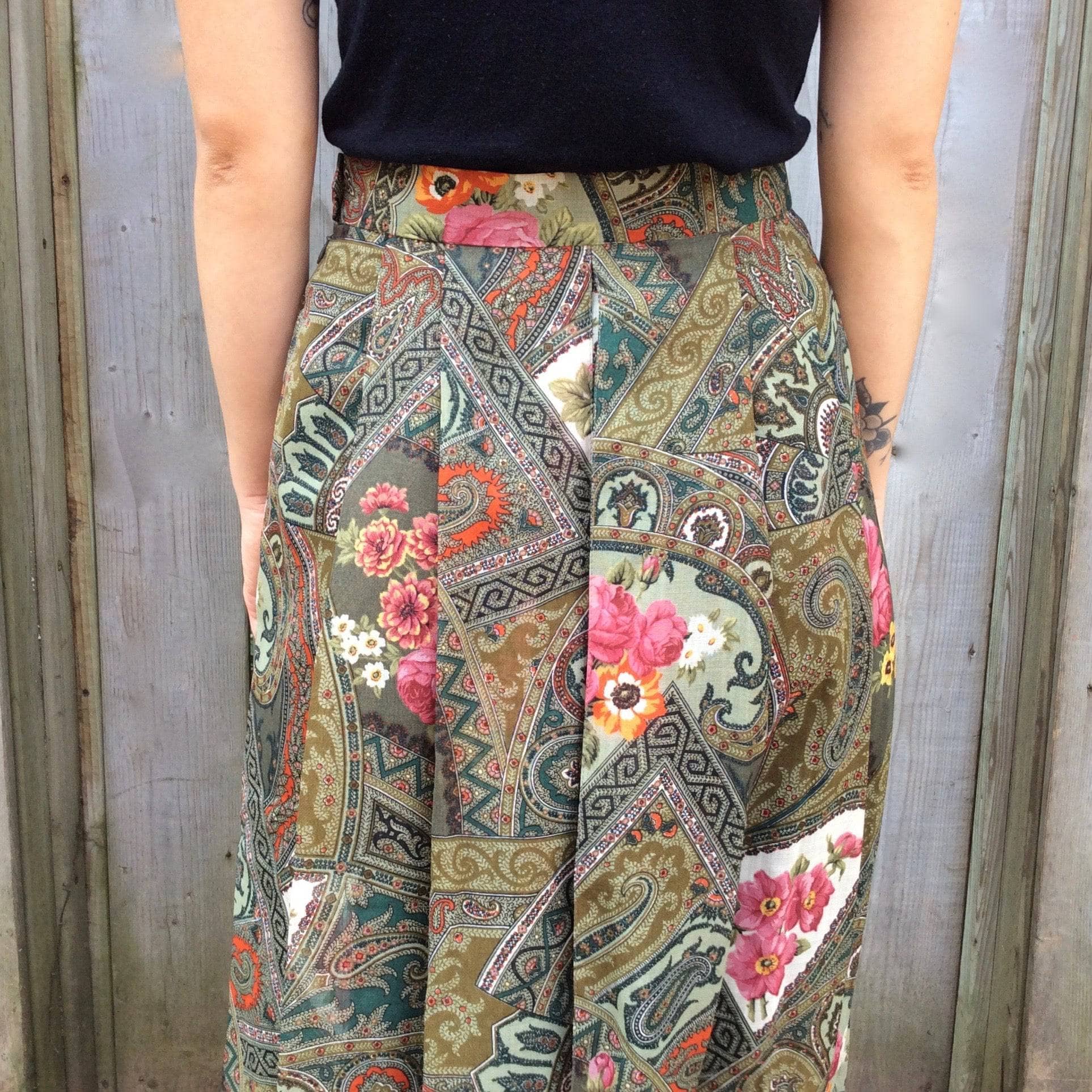 Light weight wool patchwork print pleated midi length skirt