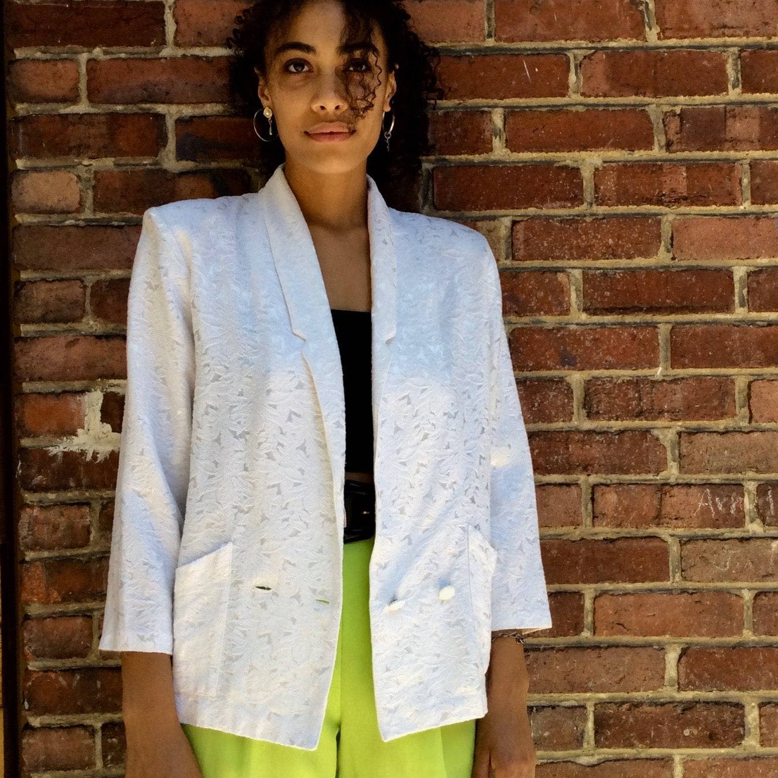 1990s White Brocade Double Breasted Blazer size Small, sold by bohemevintage.com Montreal