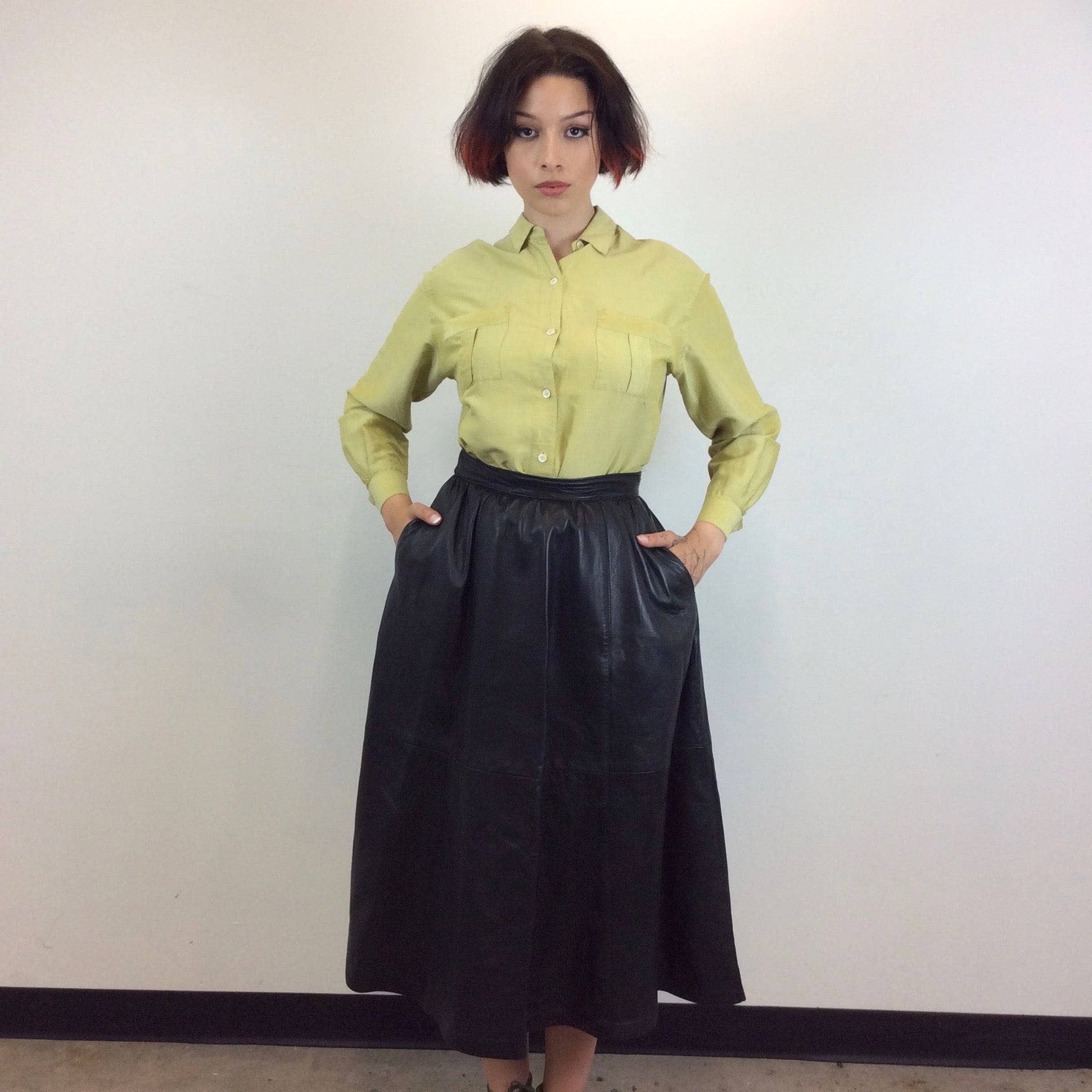 Flared Black Leather Midi Skirt Size Medium sold by bohemevintage.com