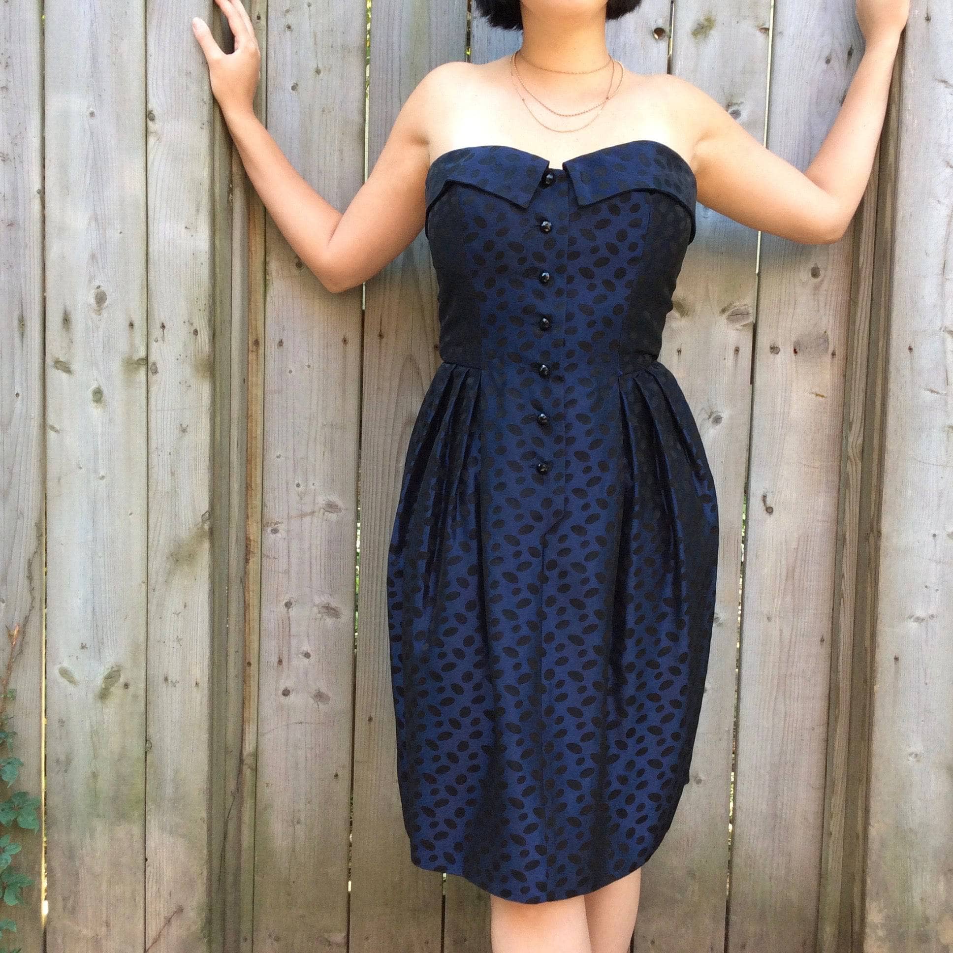 Guy Laroche Midnight Blue Designer Satin Brocade Bustier Dress size Medium, sold by bohemevintage.com Montréal