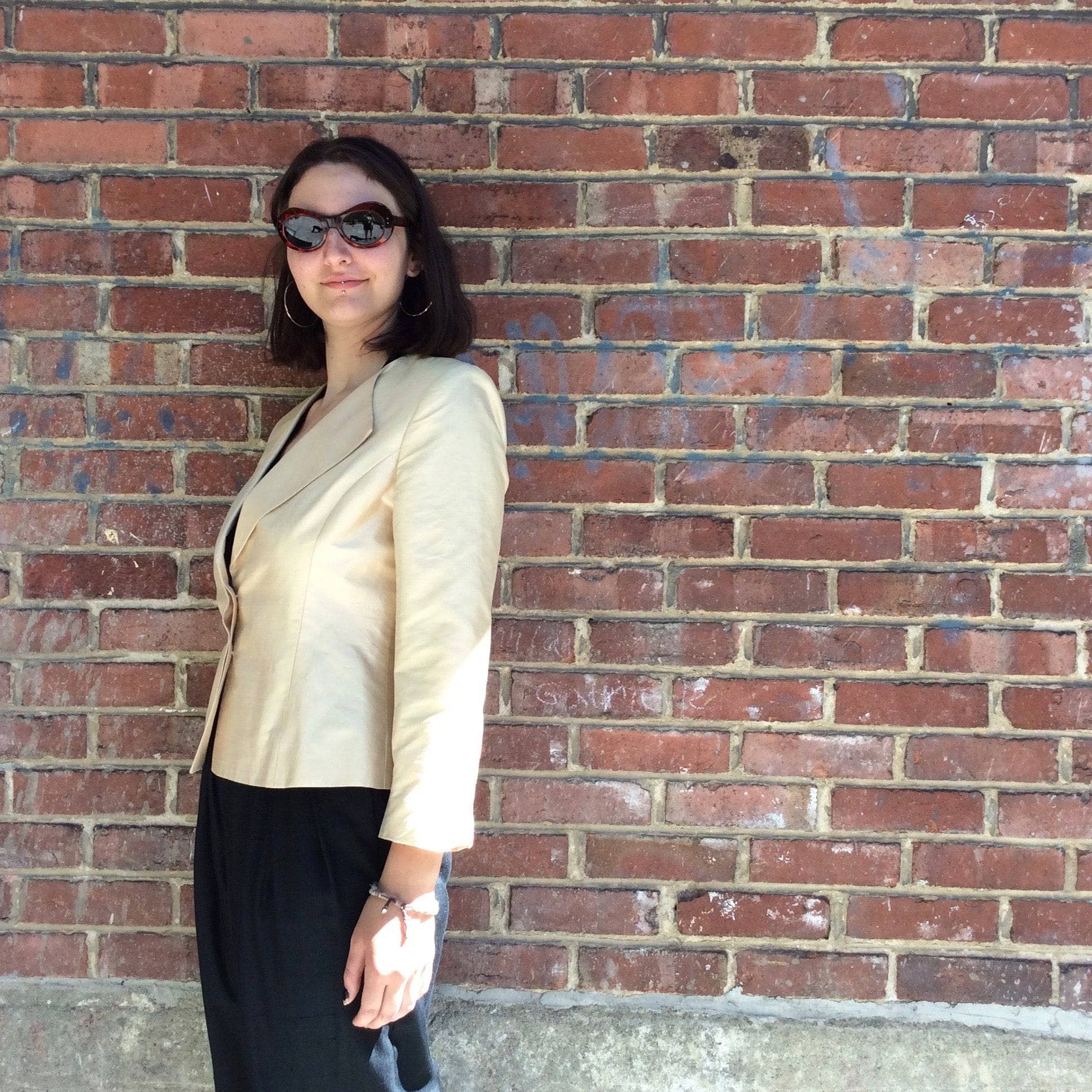 Side View Holt Renfrew Gold Silk Fitted Blazer S-M Sold by bohemevintage.com