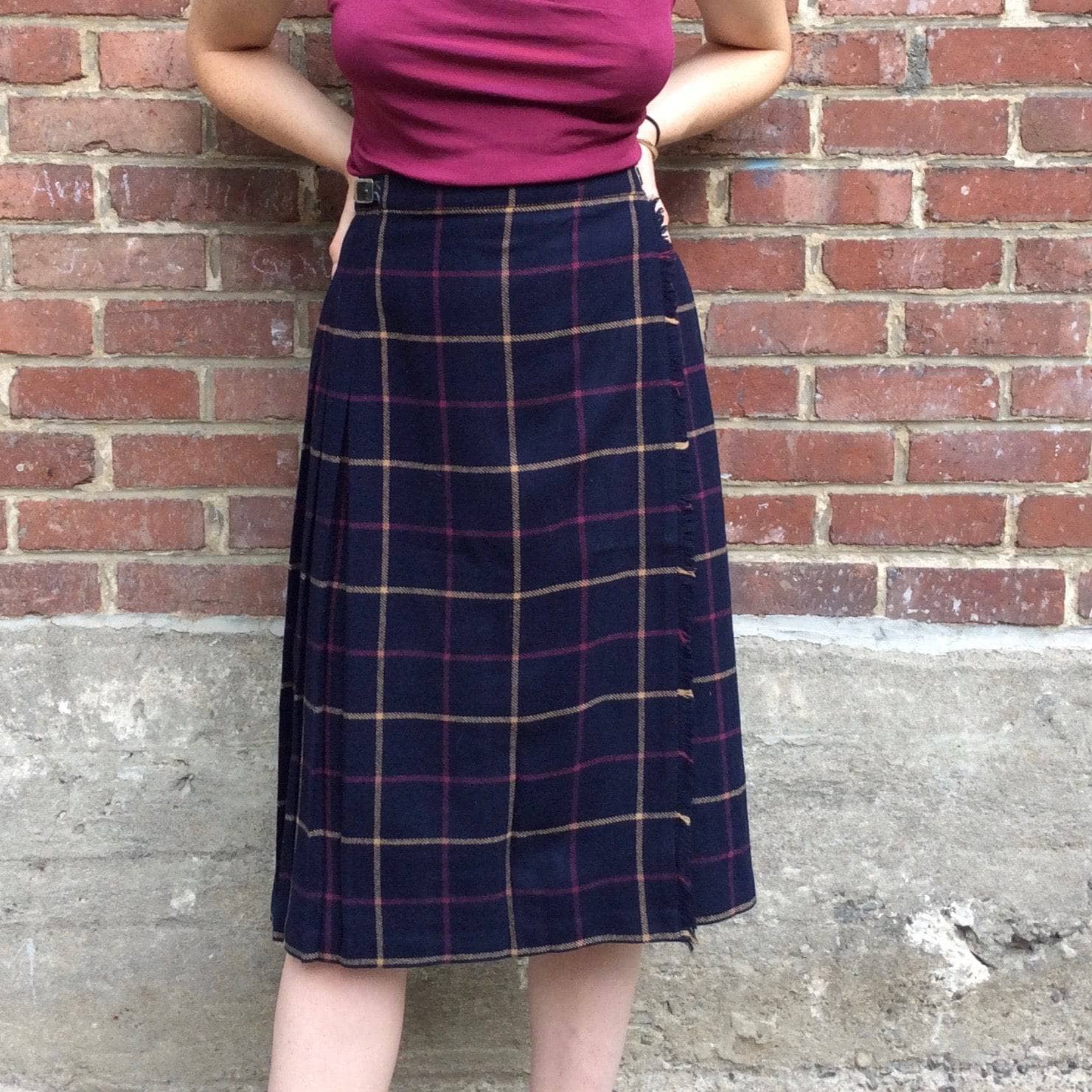 Midi-Length Pleated Tartan Wool Skirt Size S-M sold by bohemevintage.com