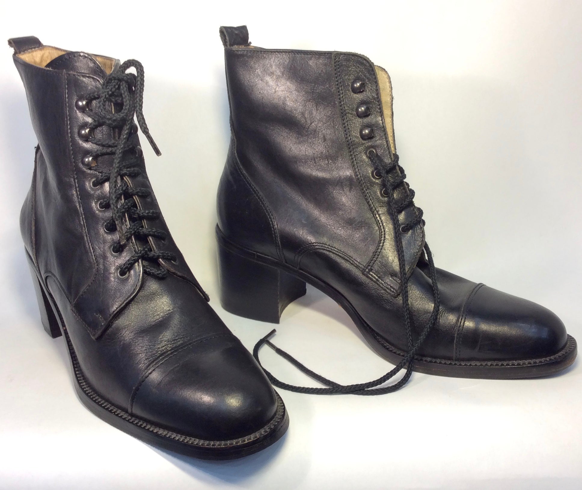 Women's Vintage Footwear: Boots, Shoes & Sandals