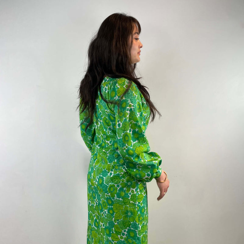 Side view of 1970s Bold Print Long-Sleeved Silk Maxi Dress Size Medium sold at bohemevintage.com Montreal