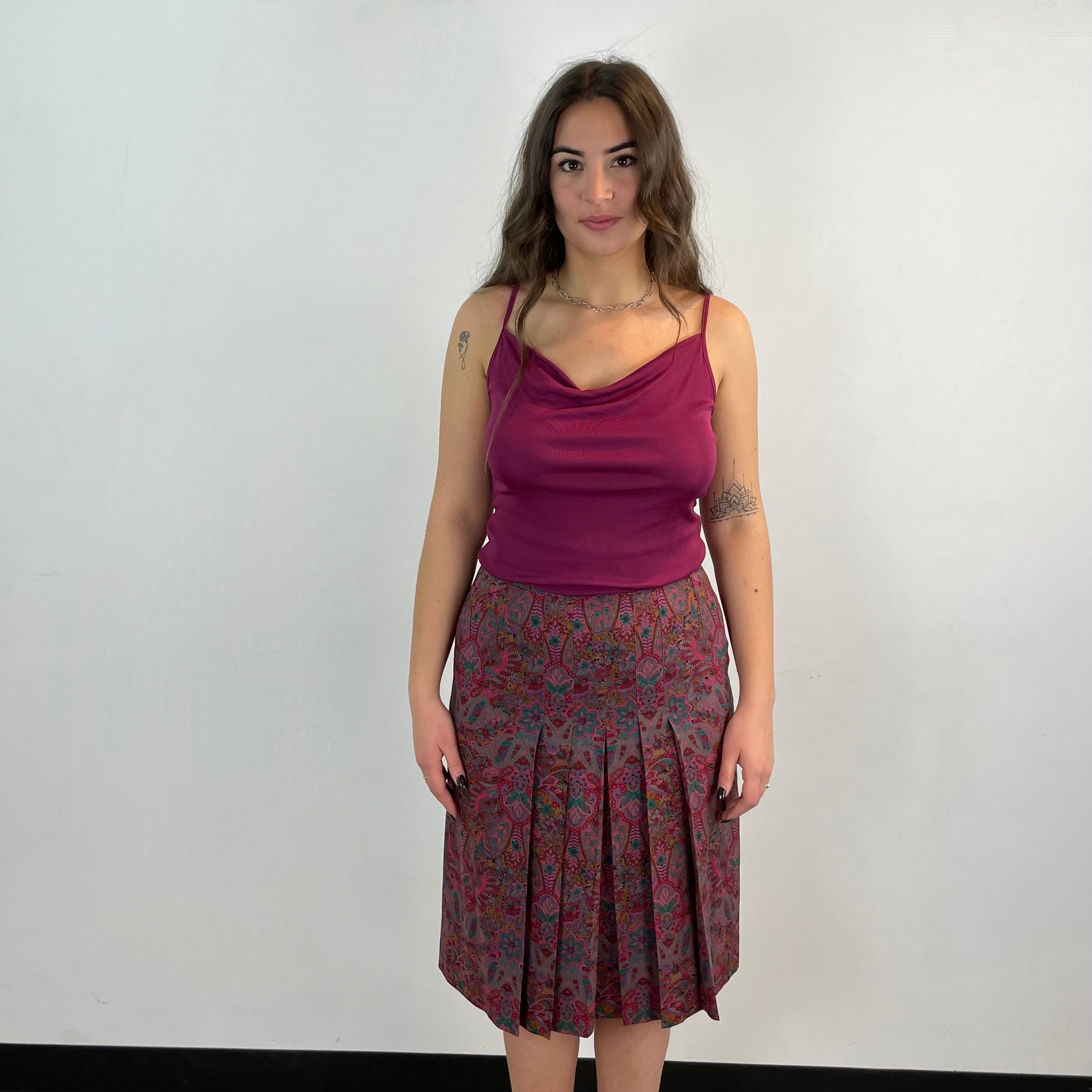 Boheme Vintage – Vintage Ports International Printed 100% Wool Pleated Skirt Made in Hong Kong