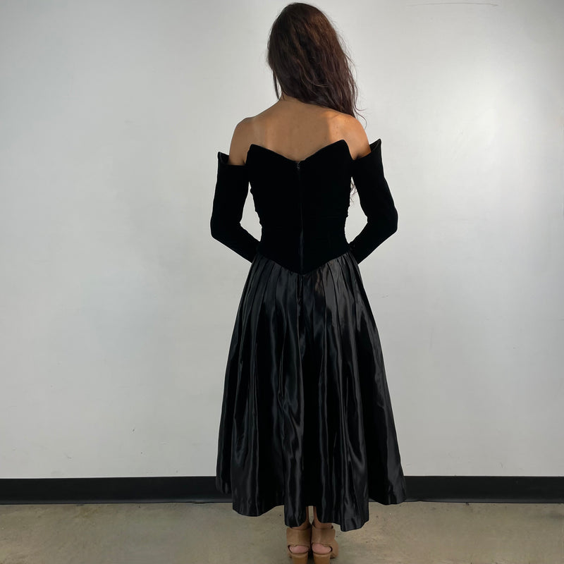 Back view of 1980s/90s Off-The-Shoulder Long Sleeve Black Bustier Midi Dress Size Small sold at bohemevintage.com Montreal