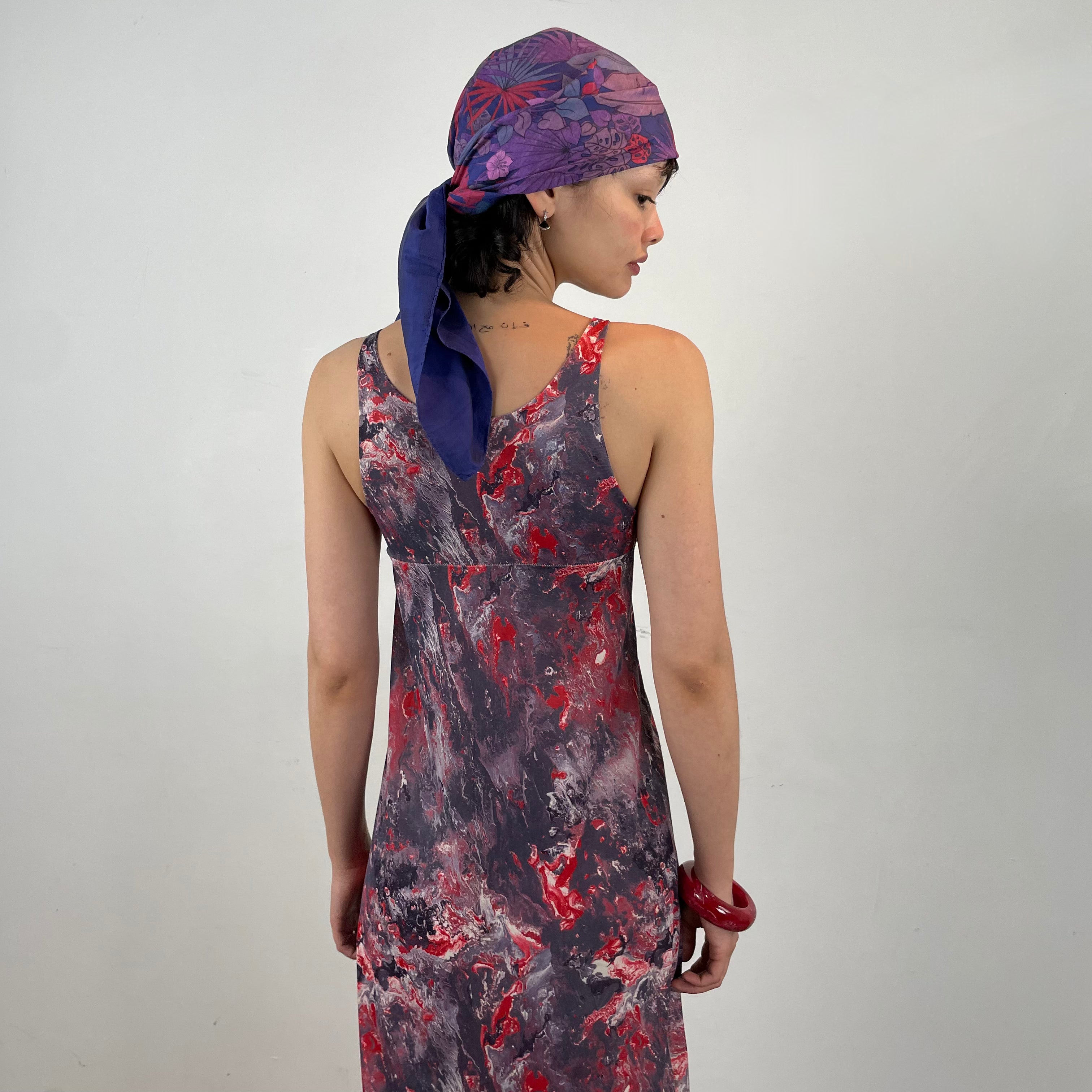 Back view of 1970s Sleeveless Marble Print Maxi Dress 
Size Small
Sold at bohemevintage.com
Montréal 