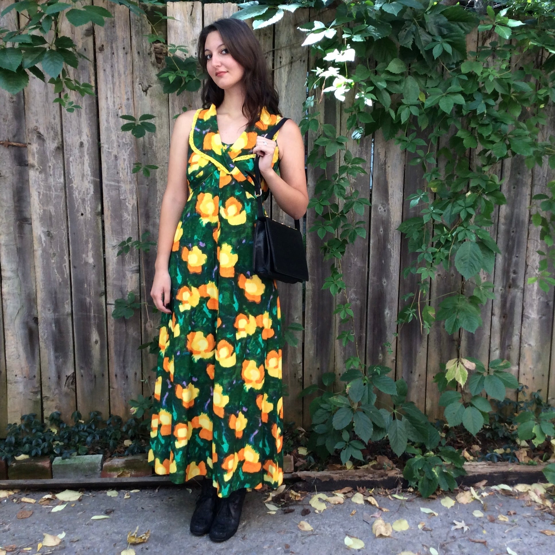 Front view of 70s Bold Print Wide Collar Maxi Dress 
Size Small/Medium
Sold at bohemevintage.com 
Montréal 