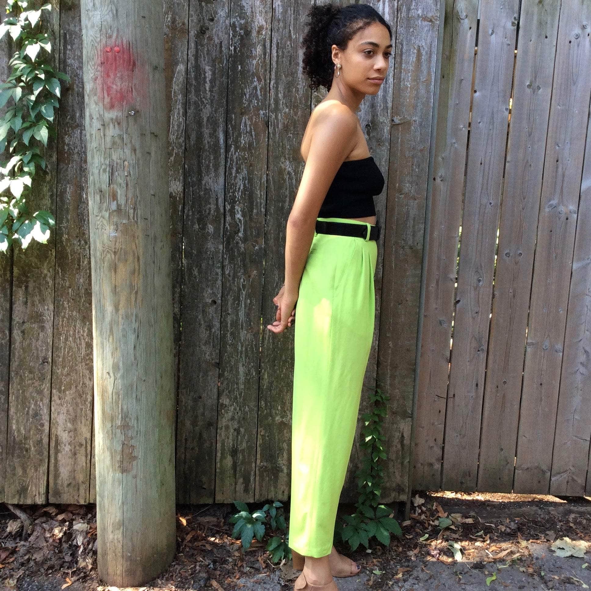 Side view of Mondi high-waist wool trousers in vibrant colour, flattering tapered fit, available at Boheme Vintage, Montreal — bohèmevintage.com