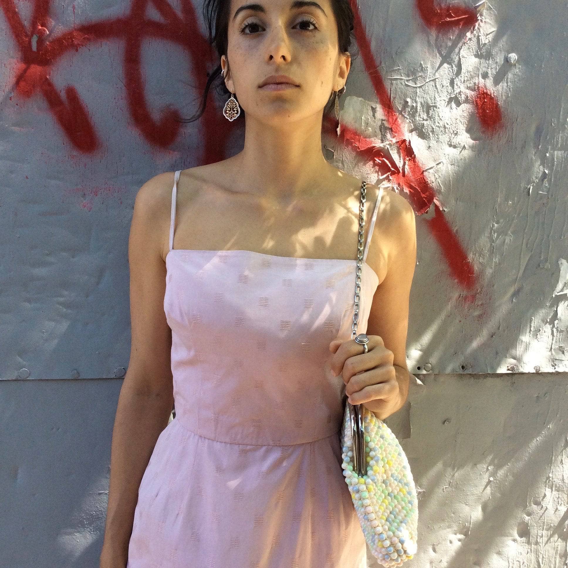 Upper view of 1950s/60s Antique Rose Cotton Jacquard Midi Slip Dress Size Small sold by bohemevintage.com Montréal