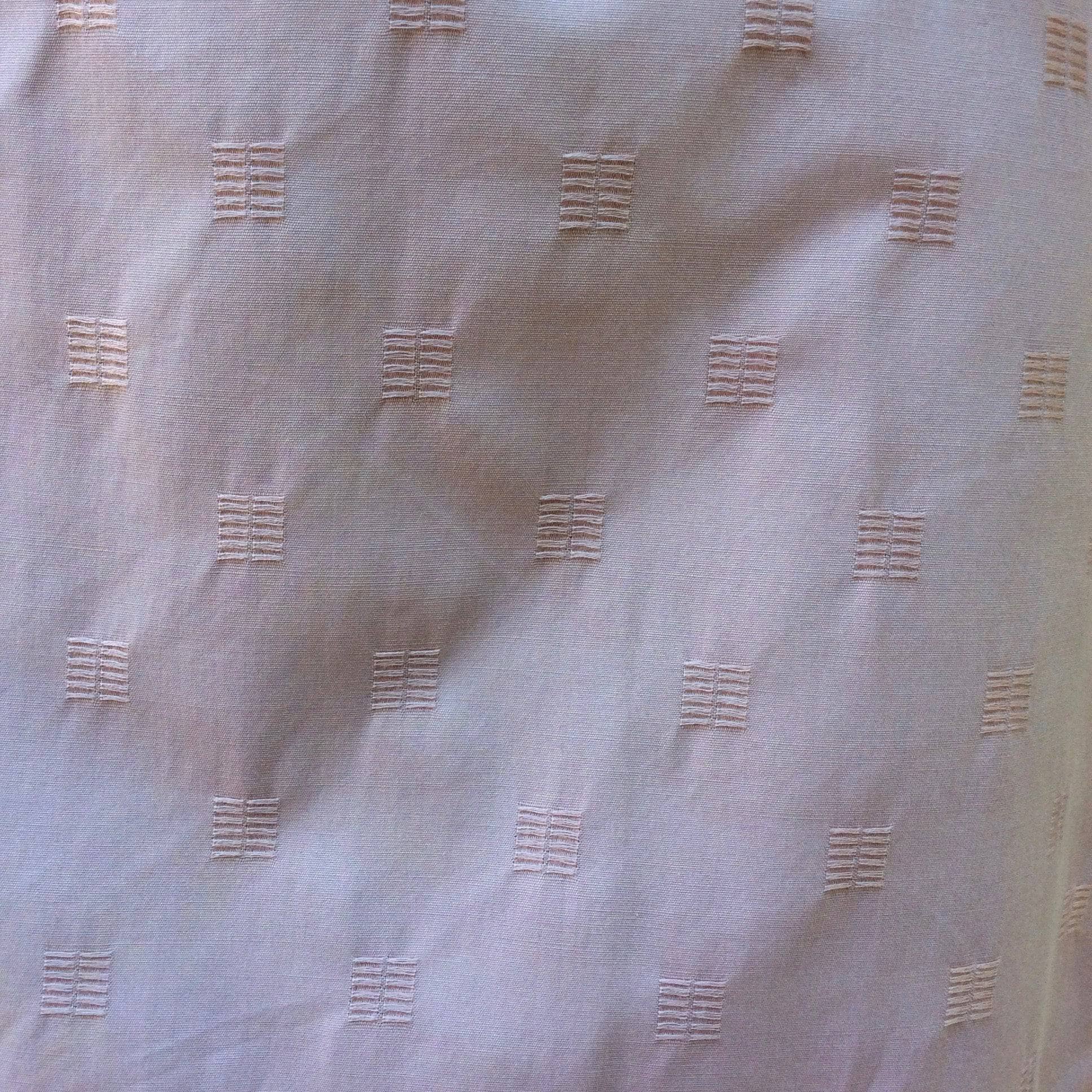 Jacquard détail of 1950s/60s Antique Rose Cotton Jacquard Midi Slip Dress Size Small sold by bohemevintage.com Montréal