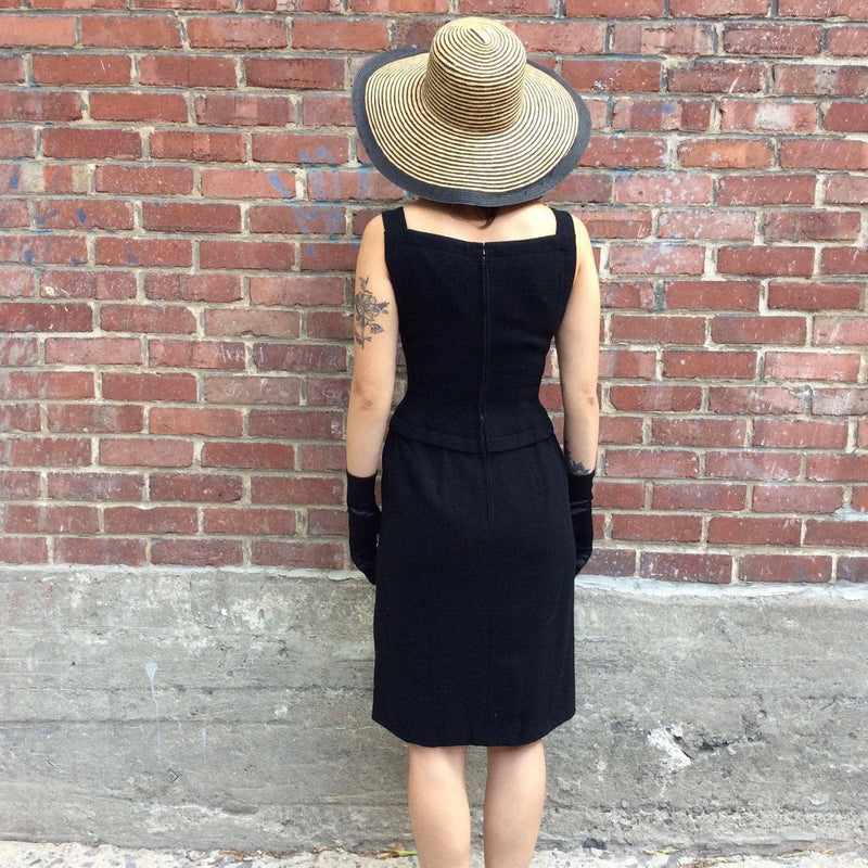 Back view of 1950s Black Sleeveless Wool Cocktail Dress size Small sold by bohemevintage.com Montréal