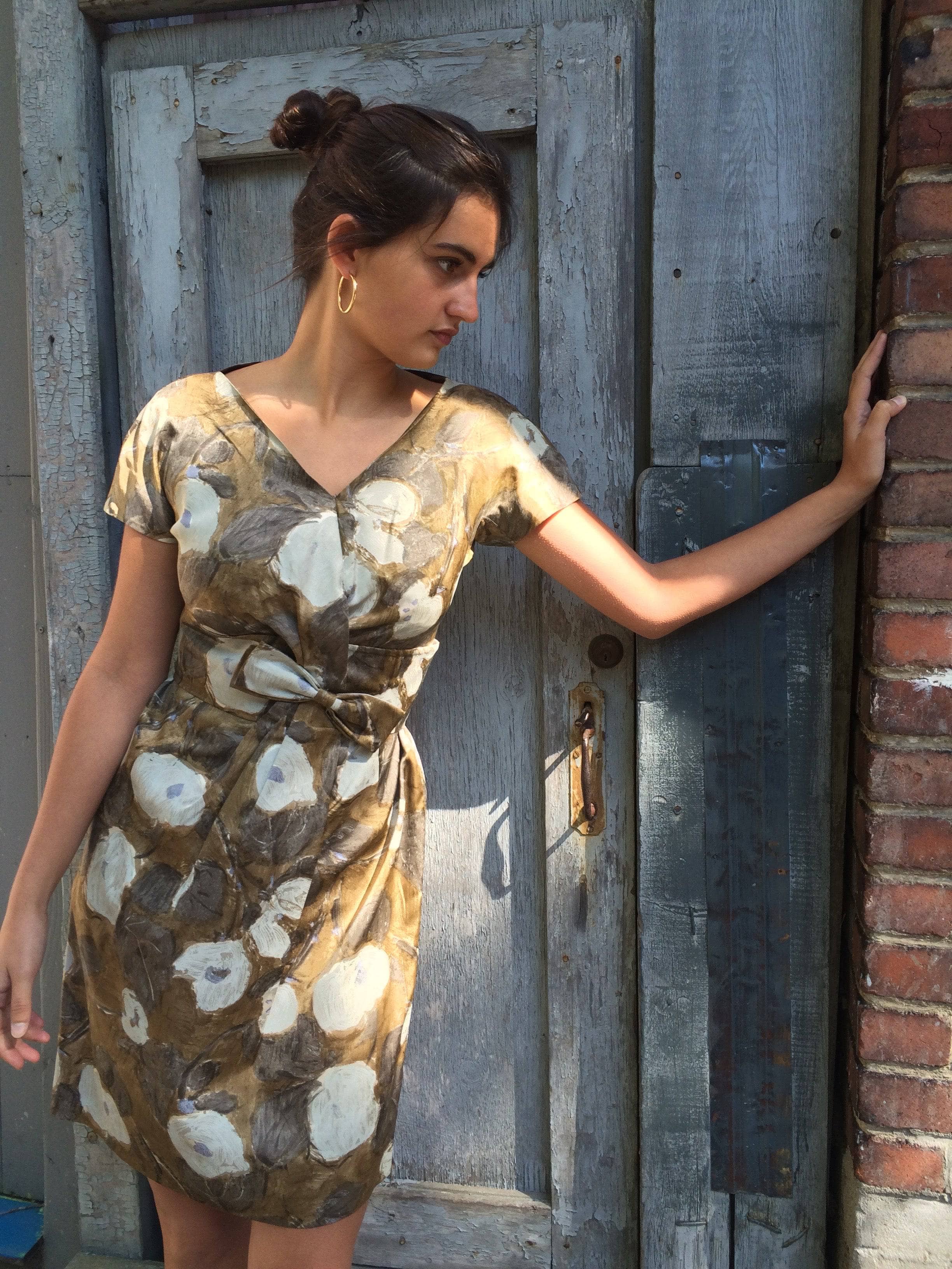 1950s Floral Print Silk Summer Cocktail Dress Size Small sold by bohemevintage.com Montreal 