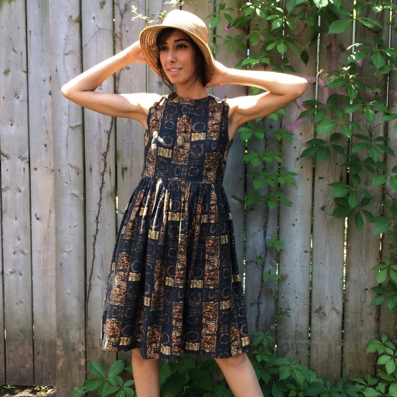 1950s Sleeveless Printed Cotton Dress Size Small sold by bohemevintage.com Montreal