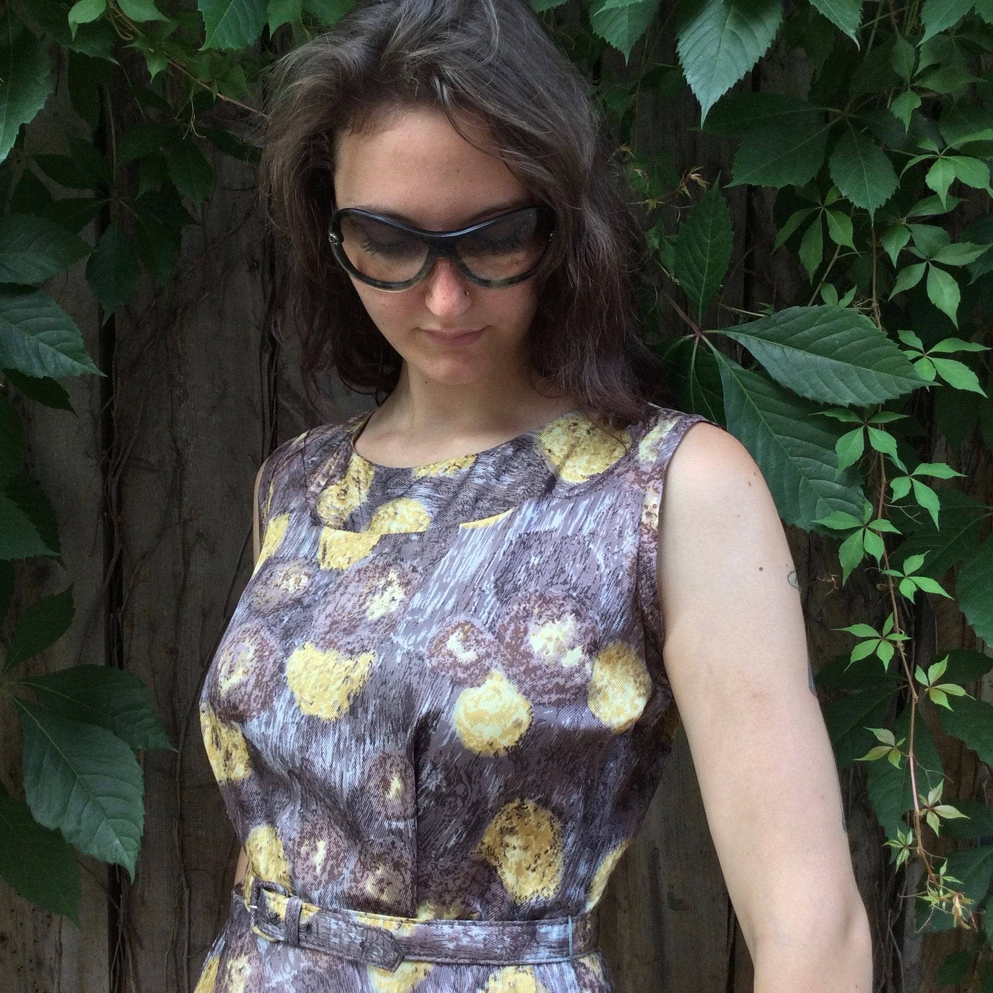 1950s Sunburst Pleated Sleeveless Dress Size Medium sold by bohemevintage.com Montreal