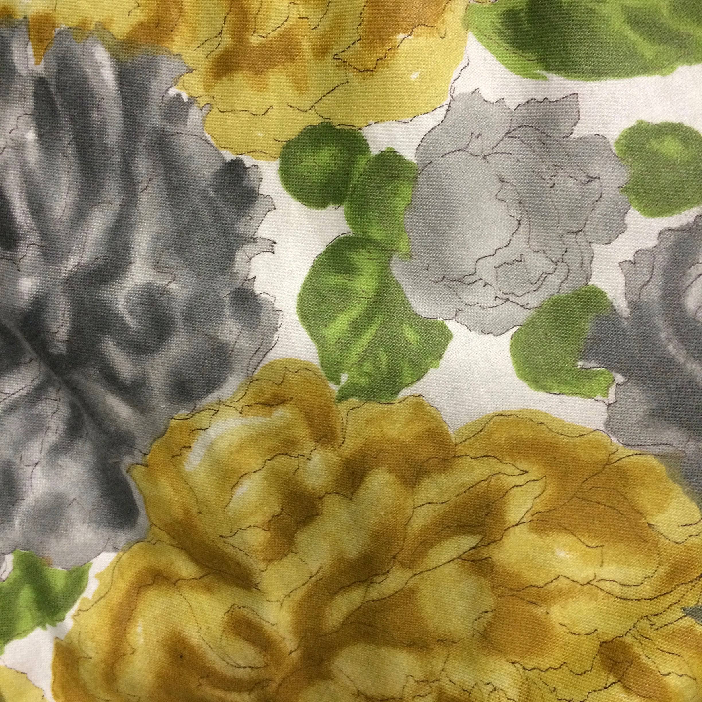 Print detail of 1950s Yellow Floral Cotton Dress Size Small sold by bohemevintage.com Montreal 