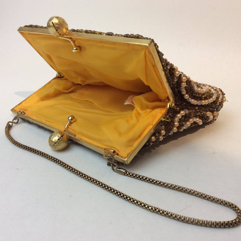 Inside View of 1960's Gold Beaded Evening Bag sold by bohemevintage.com Montréal