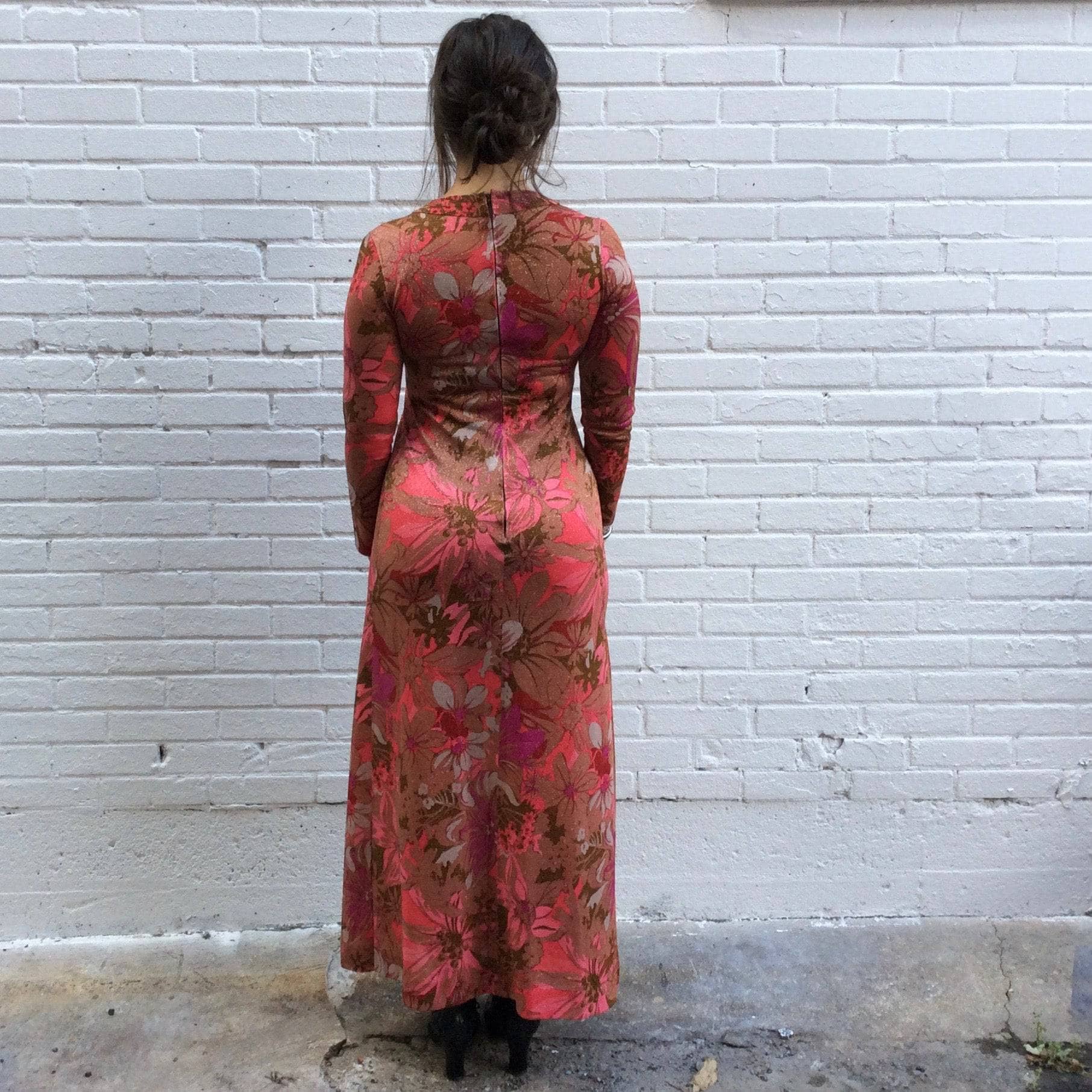 Back View of  1960s "Hilde Originals Montréal" Long Sleeve Boho Chic Maxi Dress. Sold by bohemevintage.com Montréal