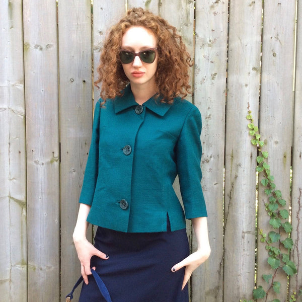 1960s 3/4 Sleeve Teal Wool Blazer size small sold by bohemevintage.com Montréal