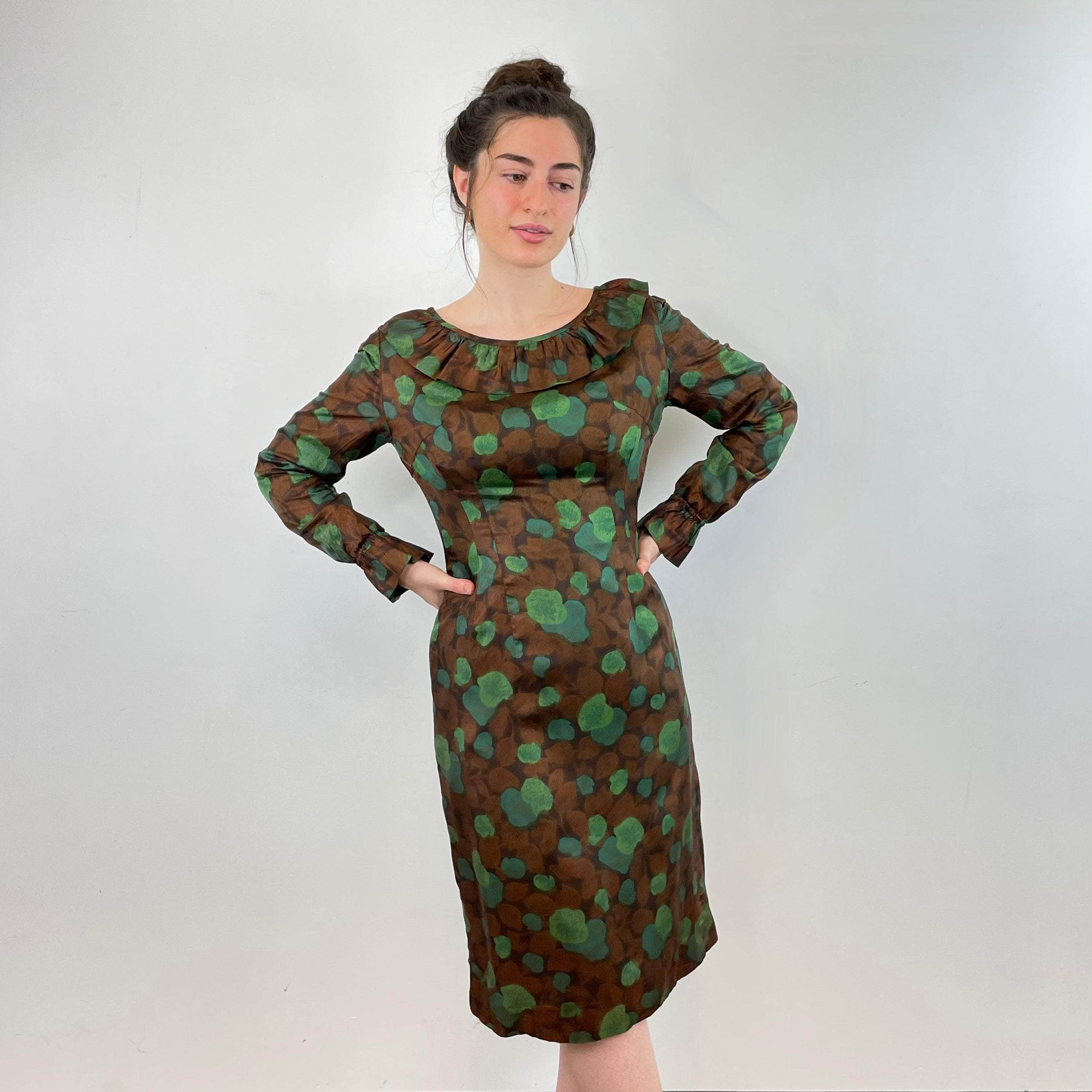 1960s-70s Long Sleeved Sheath Dress Size Small/Medium sold at bohemevintage.com Montreal