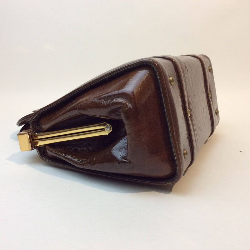 Side & Bottom view of 1960s Brown Patent Leather Frame Bag with 2 handles from Charisma. sold by bohemevintage.com Montréal