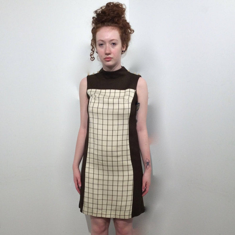 1960s Deadstock Checkered Mini Shift Dress Size Small sold by bohemevintage.com Montréal