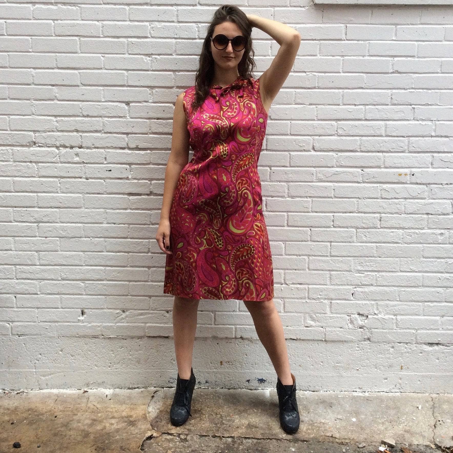 Vintage, Handmade 1960s Paisley Bold Print Shift Dress Size Small/Medium. Sold by bohemevintage.com Montreal