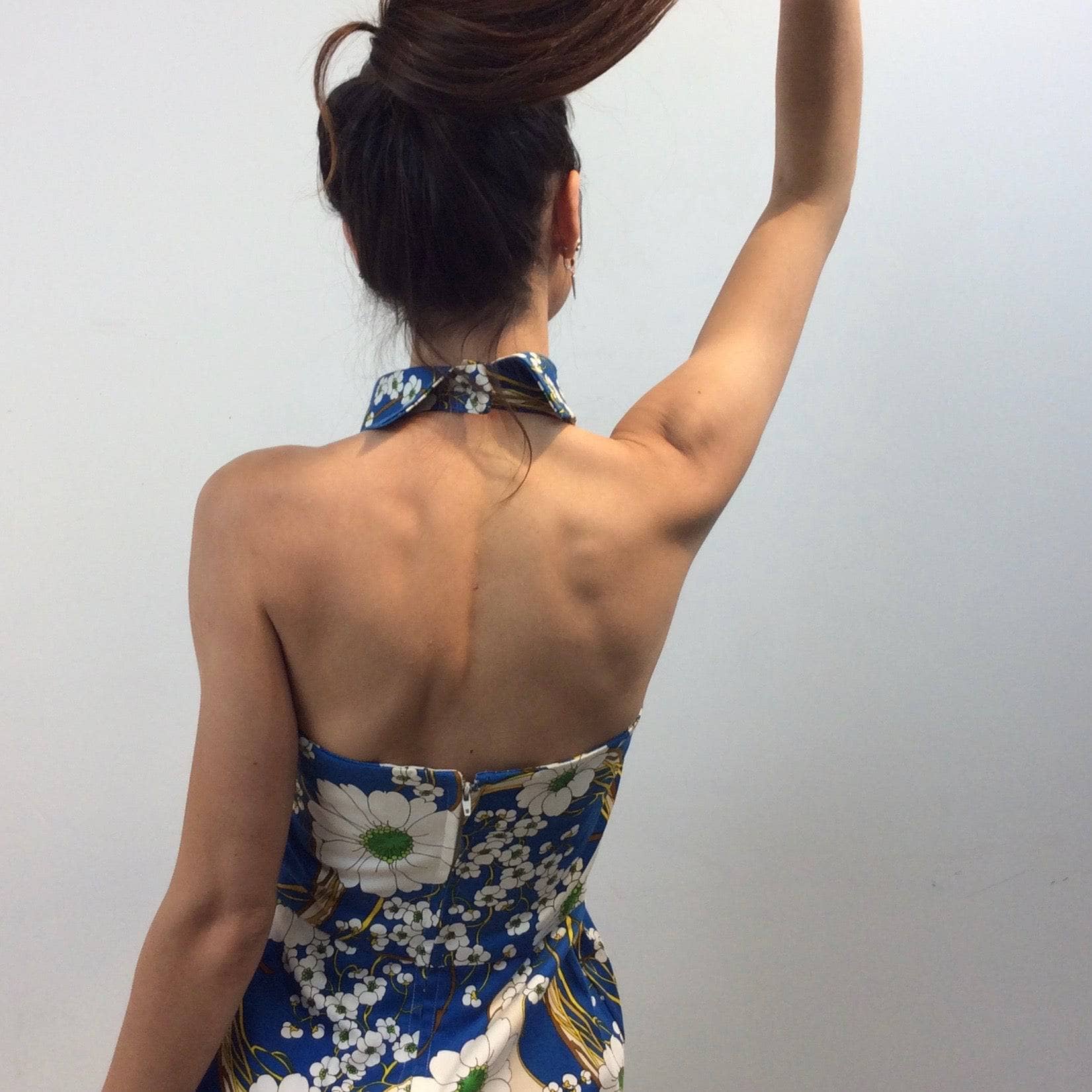 Back view of 1970s Bold Print Halter Top Cotton Maxi Dress, Size Extra Small, Sold by bohemevintage.com Montréal