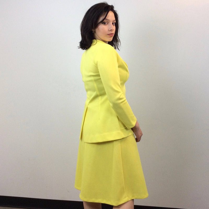 Side View of 1970s Bright Yellow Blazer, Skirt and Pant Set Size Small/Medium, Sold by bohemevintage.com Montréal