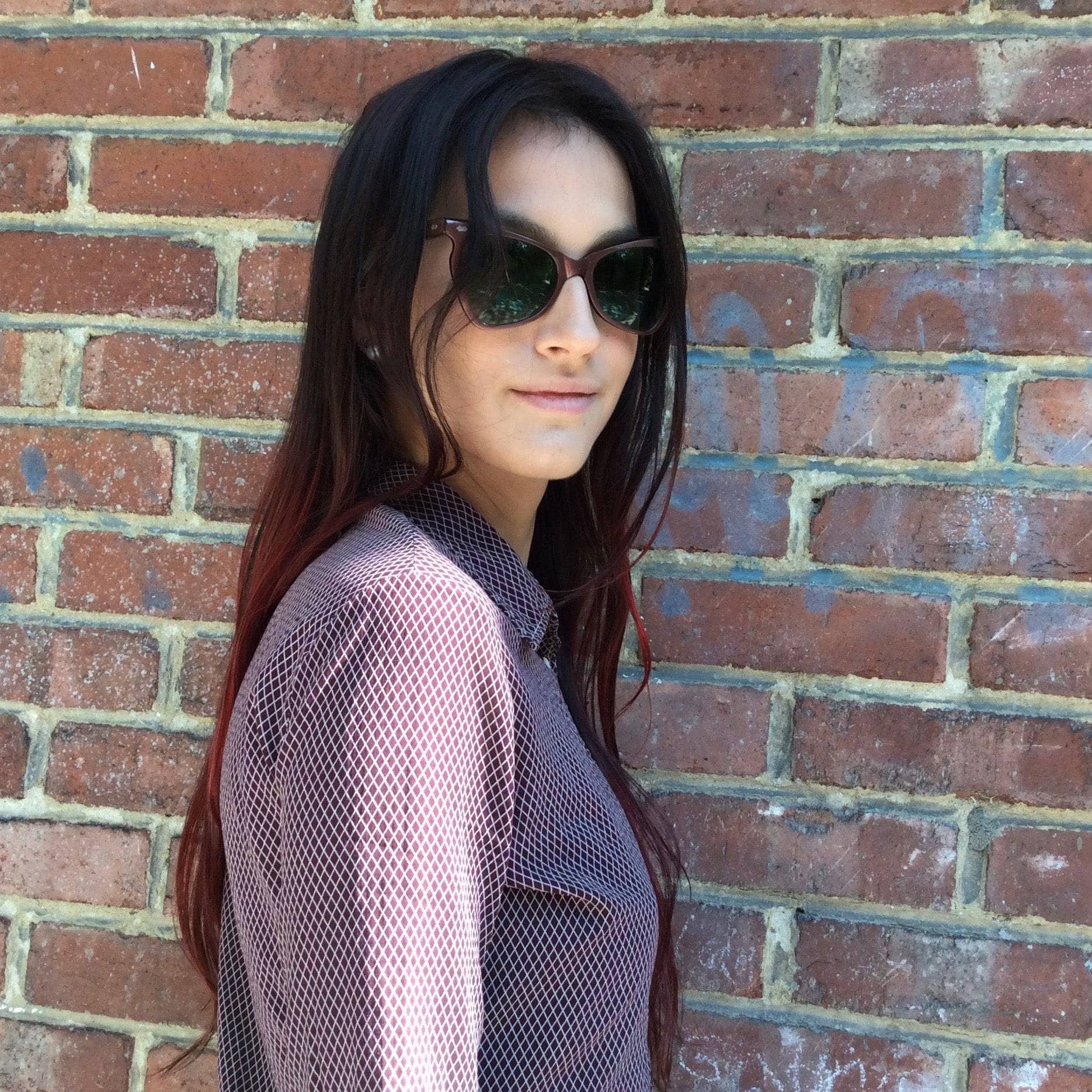 Side view of 1970s Jean Cacharel Paris lightweight diamond shape printed Blouse, sold by bohemevintage.com Montréal