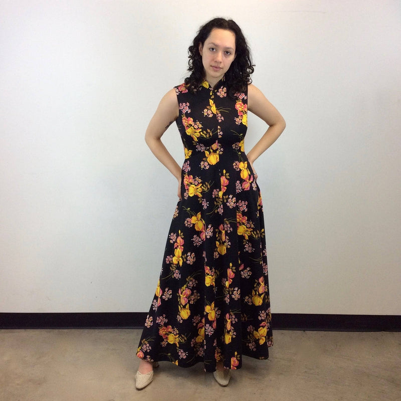  1970s Floral Print Fit and Flare Maxi Dress Size Medium sold by bohemevintage.com