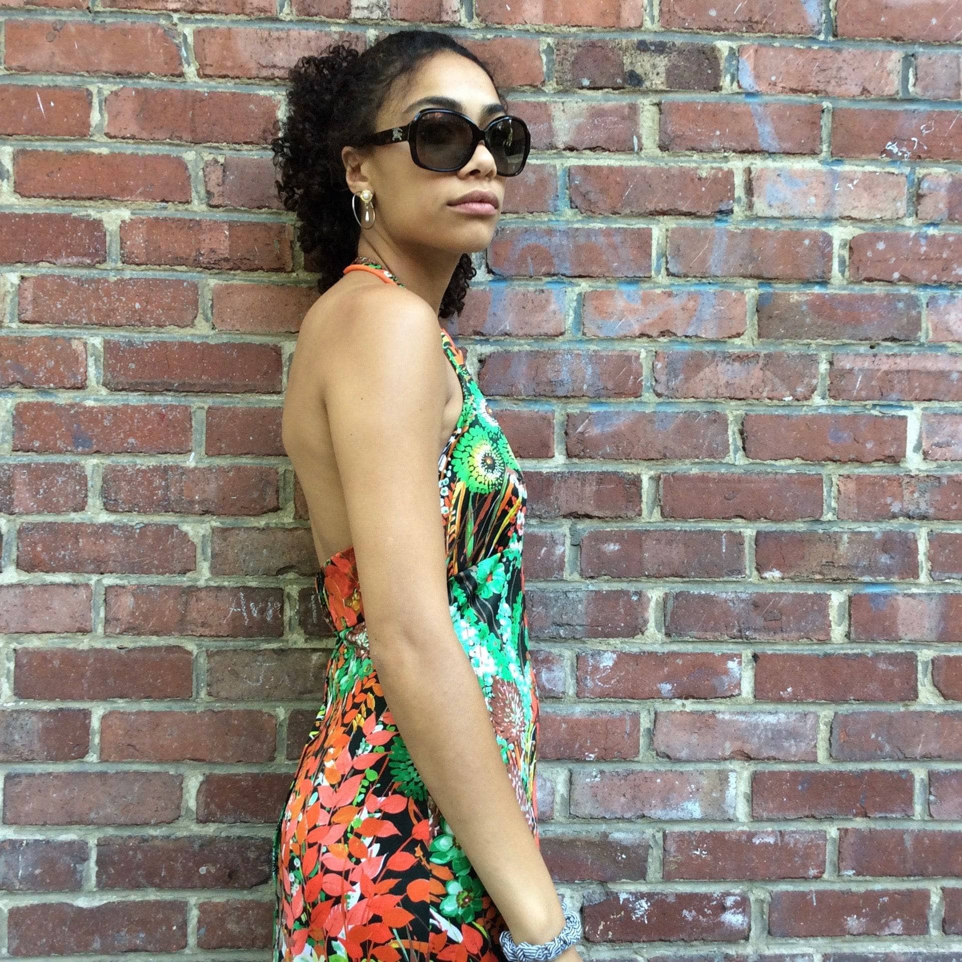 Side view of 1970s Flower Print Halter Top Maxi Dress Size Small/Medium, sold by bohemevintage.com Montréal