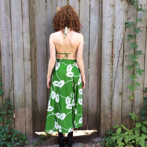 Back View of 1970s Green Skirt and Two Top Three Piece Set Size Small/Medium, sold by bohemevintage.com Montréal