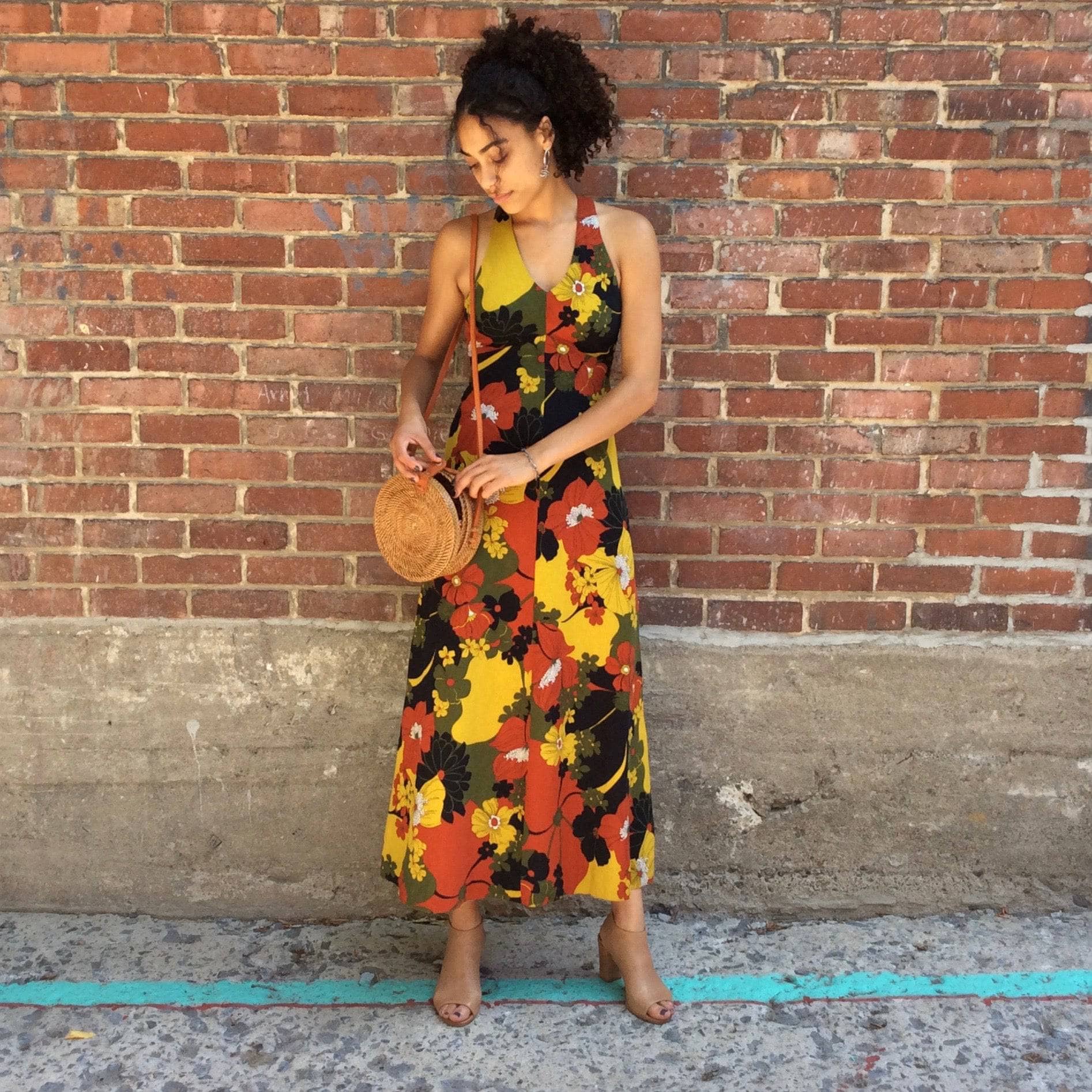 1970s Bold floral print Hawaiian Halter top, empire waist maxi dress Sold by bohemevintage.com Montréal
