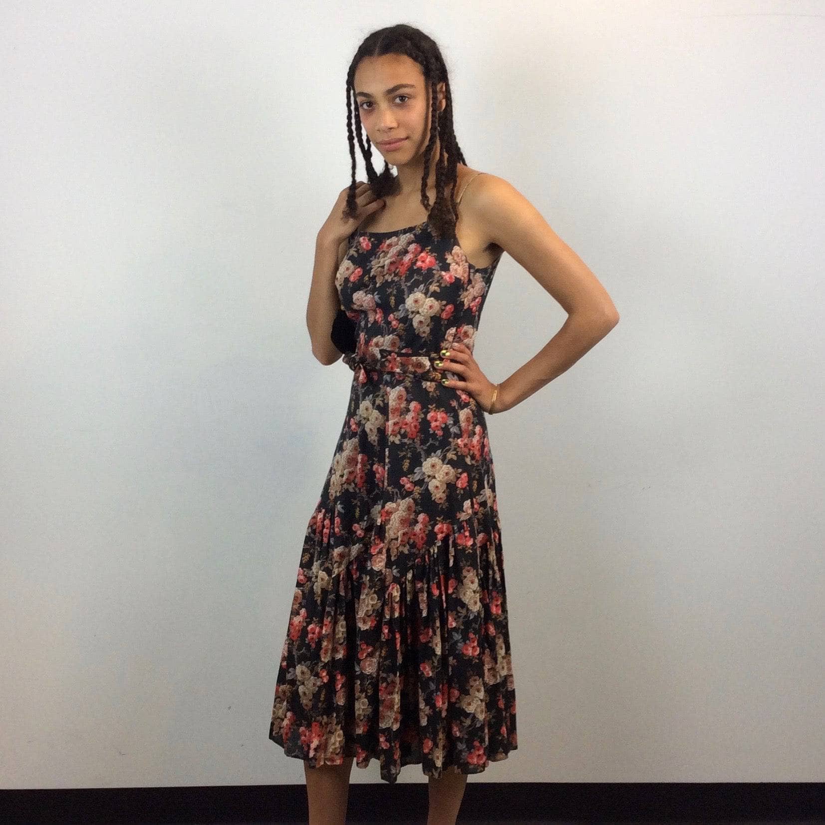 1970s Jean Jourdan Paris Floral Print Ruffle Midi Dress size Small sold by bohemevintage.com Montréal