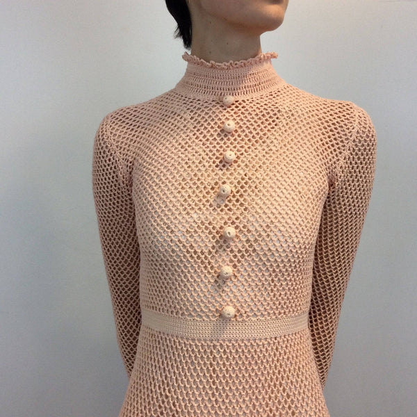 Close-up view of bodice of 1970s Long Sleeve Crochet Mesh Midi Dress Size Small sold by bohemevintage.com Montreal