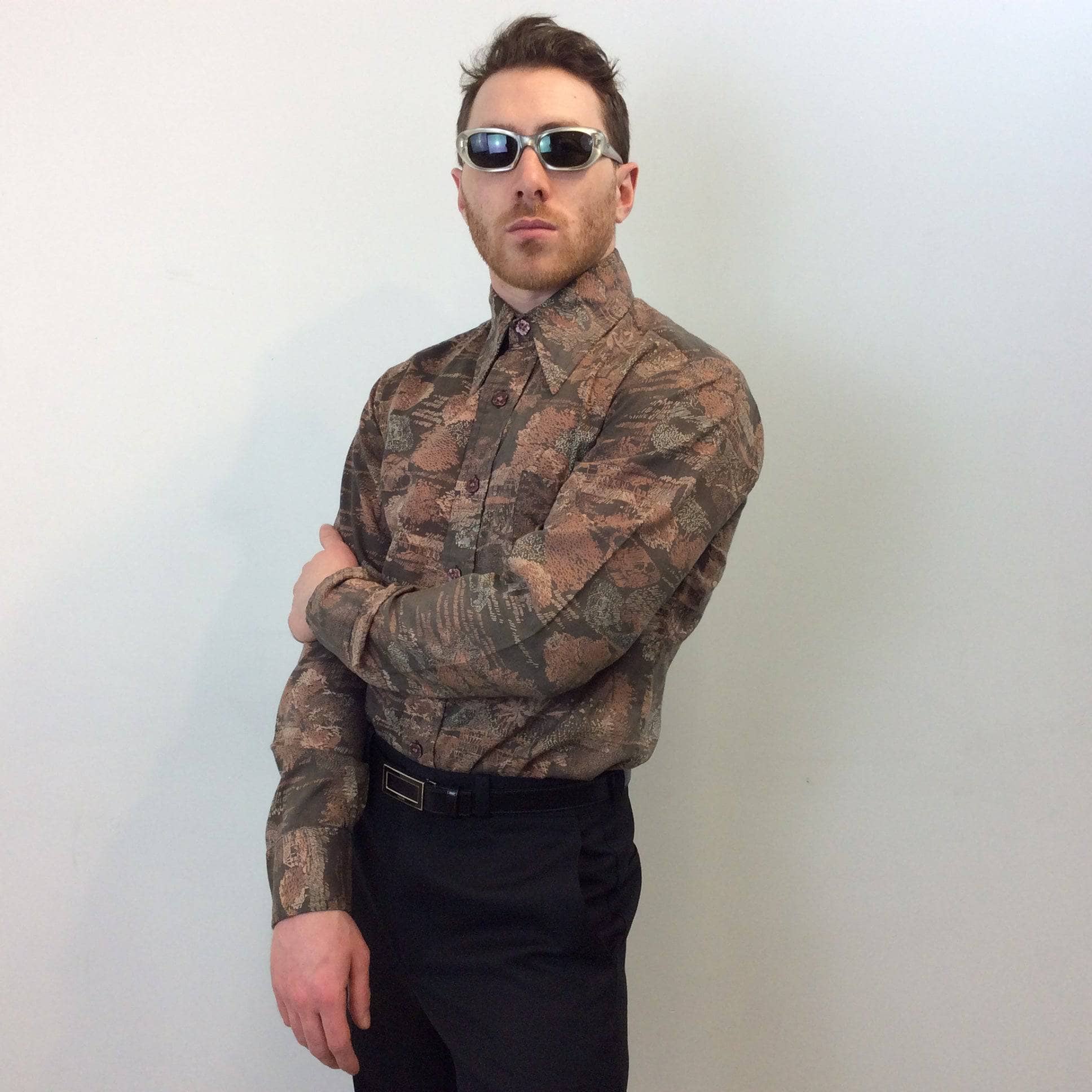 1970s "Manic" Men's Fitted Printed Shirt, sold by bohemevintage.com